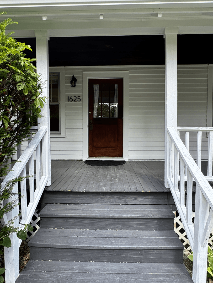 Ann Arbor House: 1625 S. Maple Rd.