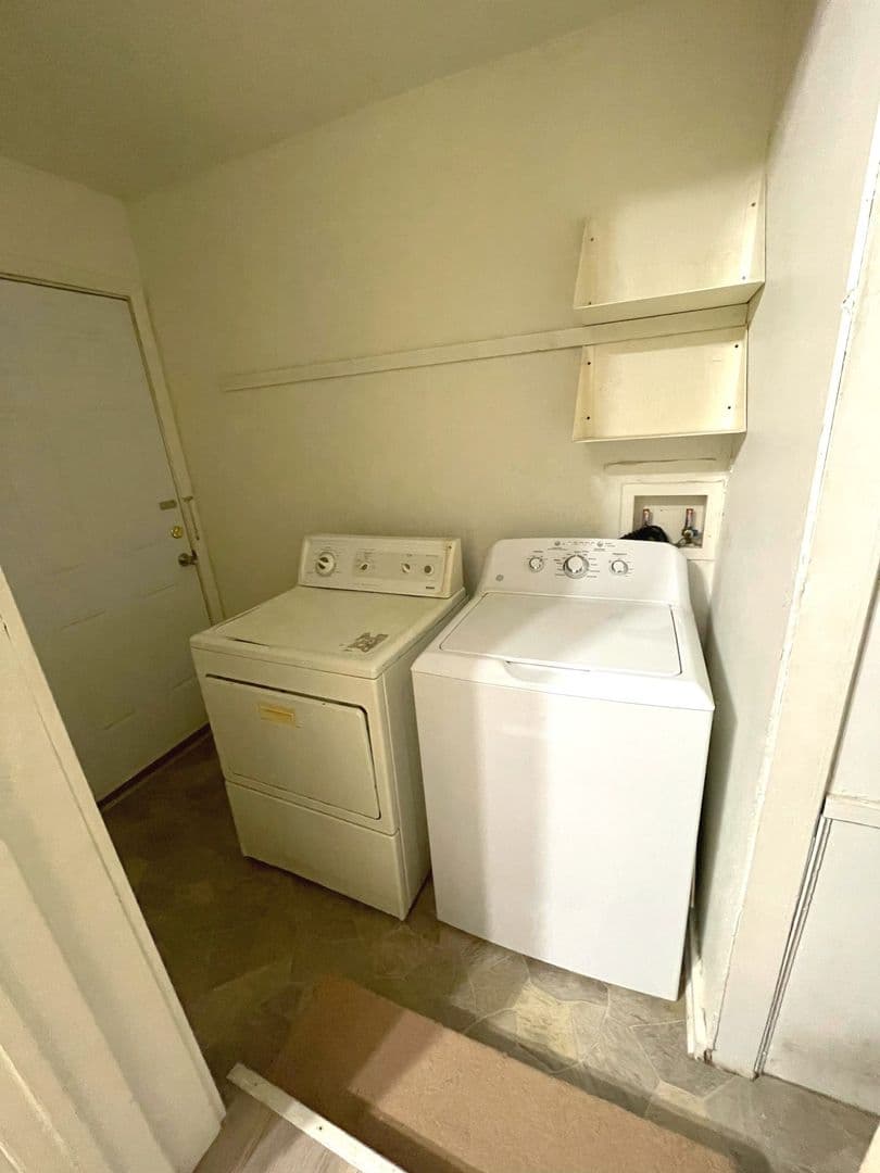 Ypsilanti Apartment: 3145 Snow Rd.
