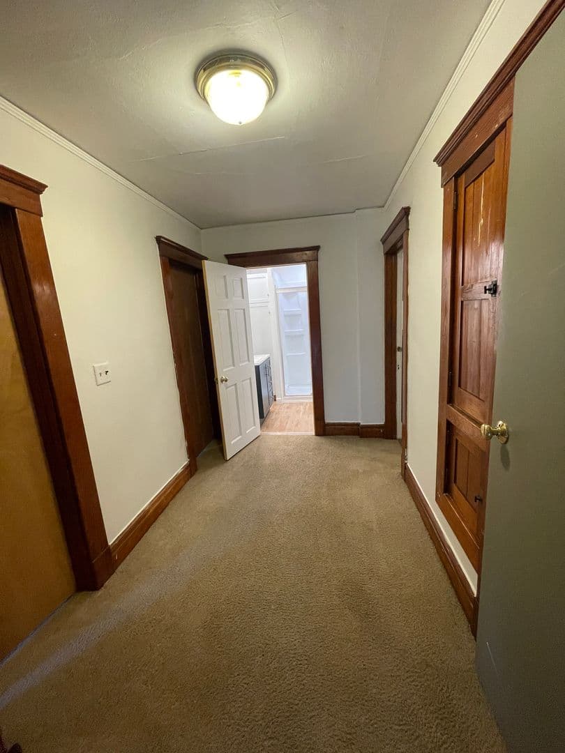 Ann Arbor House: 406 East Jefferson St