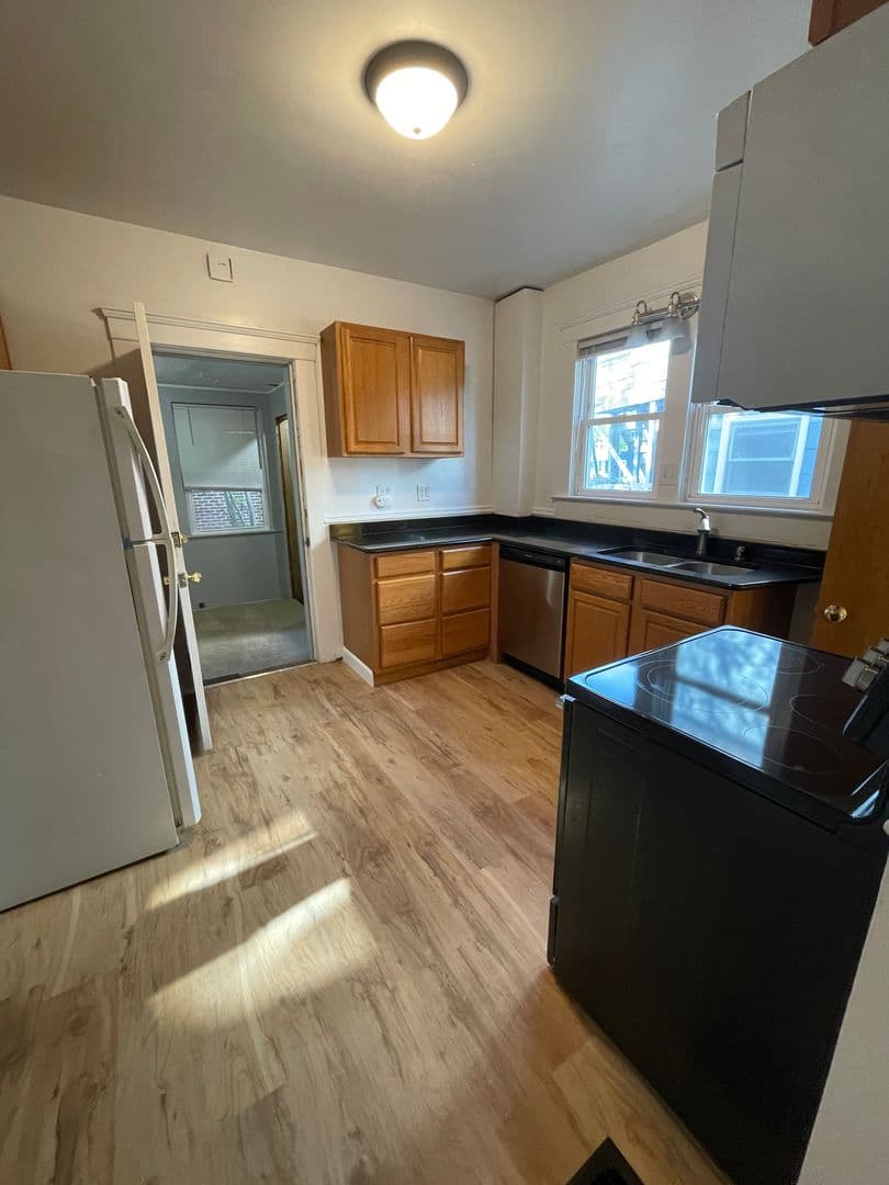 Ann Arbor House: 406 East Jefferson St