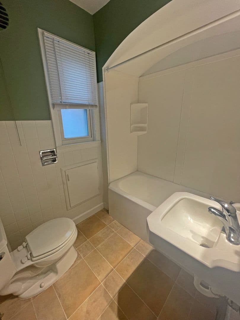 Ann Arbor Apartment: 215/217 N. Ashley St