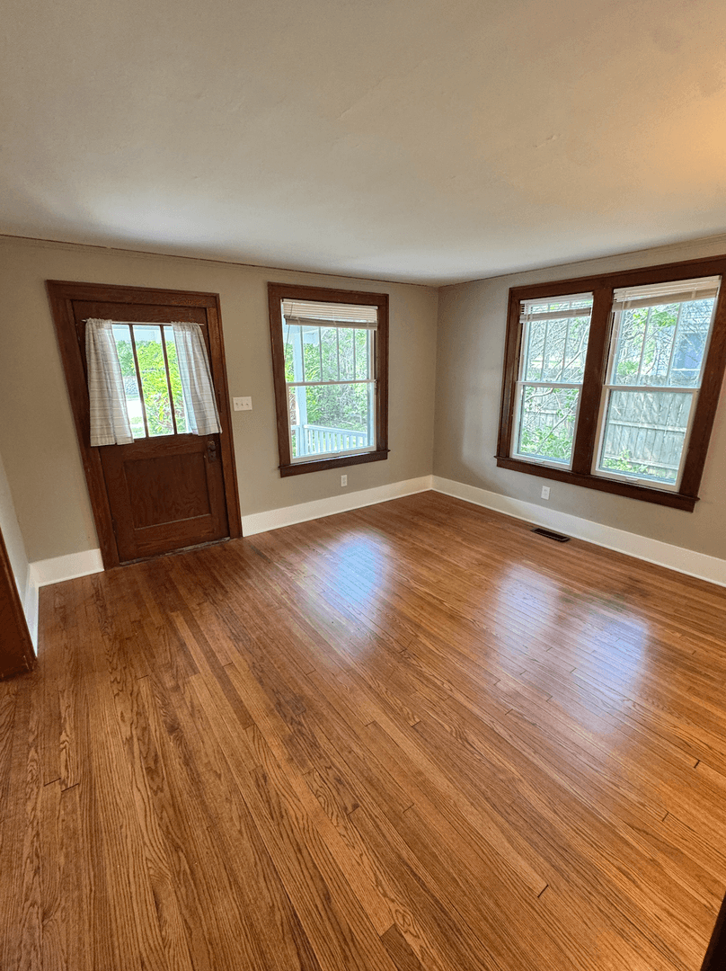Ann Arbor House: 1625 S. Maple Rd.