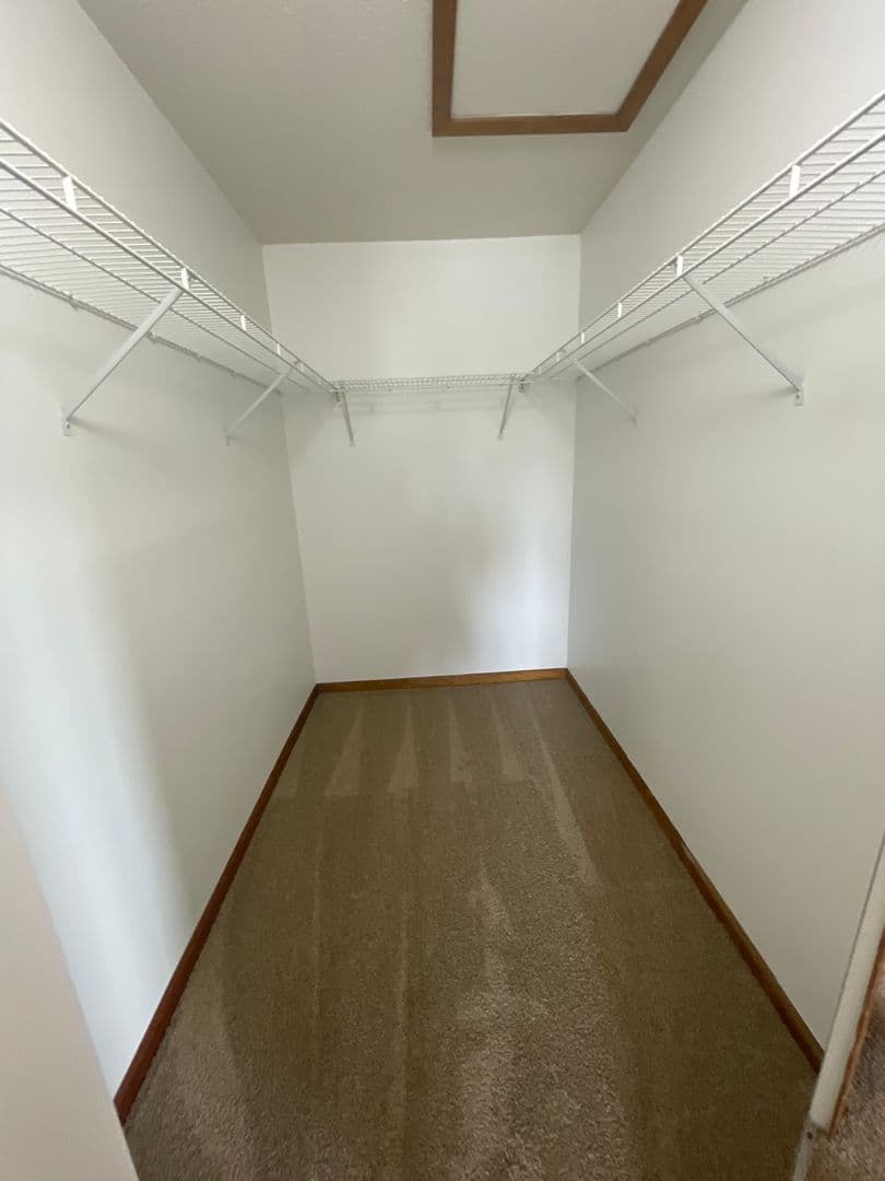 Ypsilanti House: 2636 Stadium View Dr. #8
