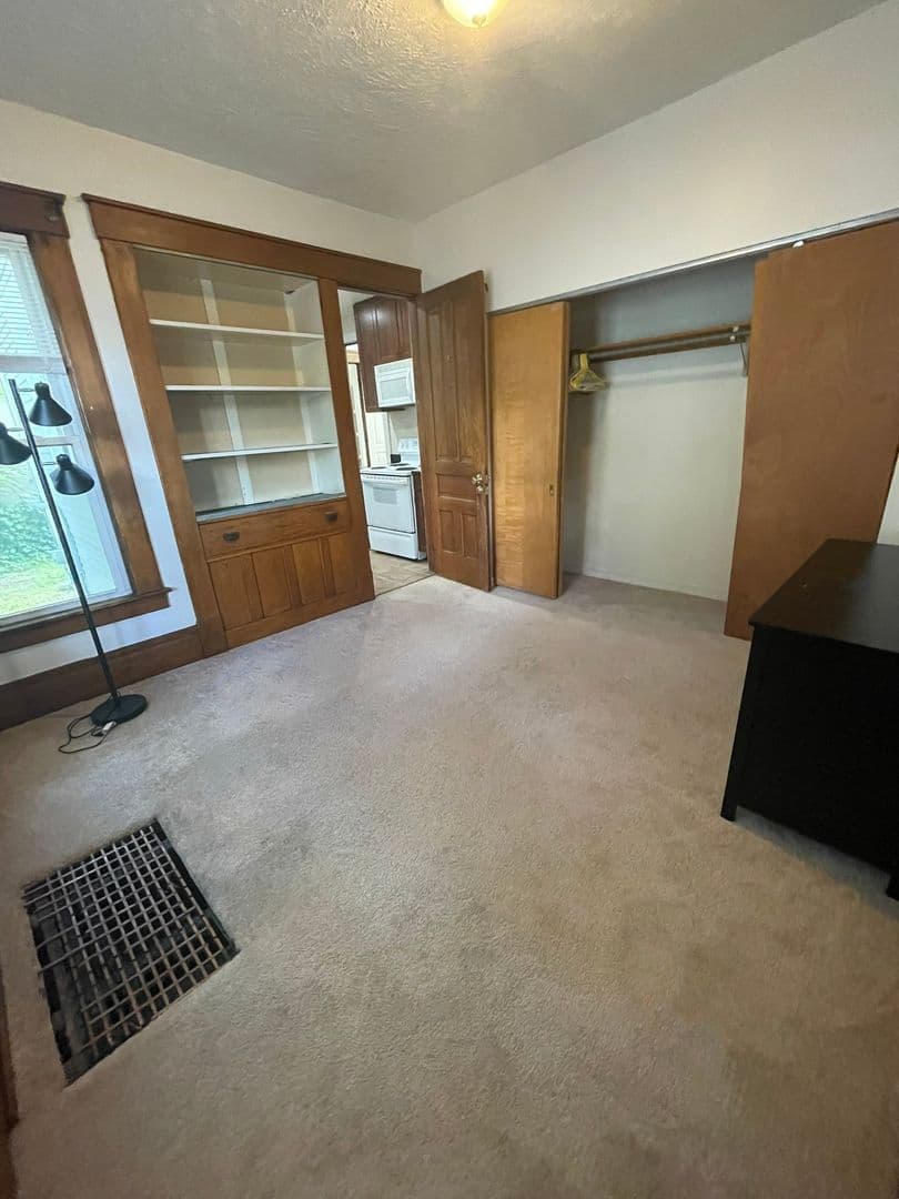 Ann Arbor Apartment: 1121 Packard St.