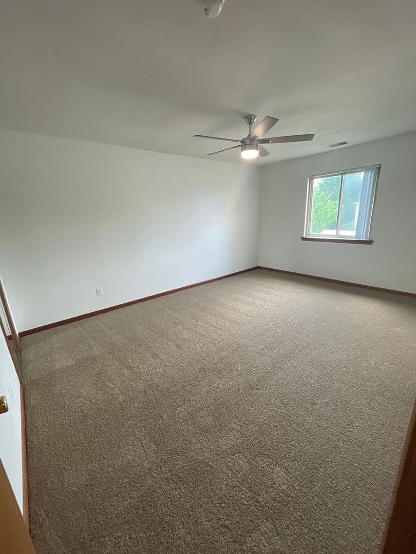 Ypsilanti House: 2636 Stadium View Dr. #8