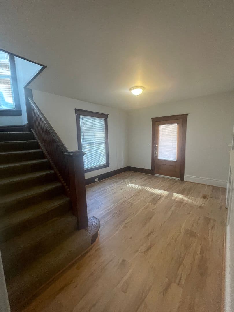 Ann Arbor House: 406 East Jefferson St