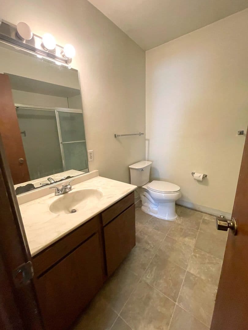 Ann Arbor Apartment: 1425/1427 S. State St.