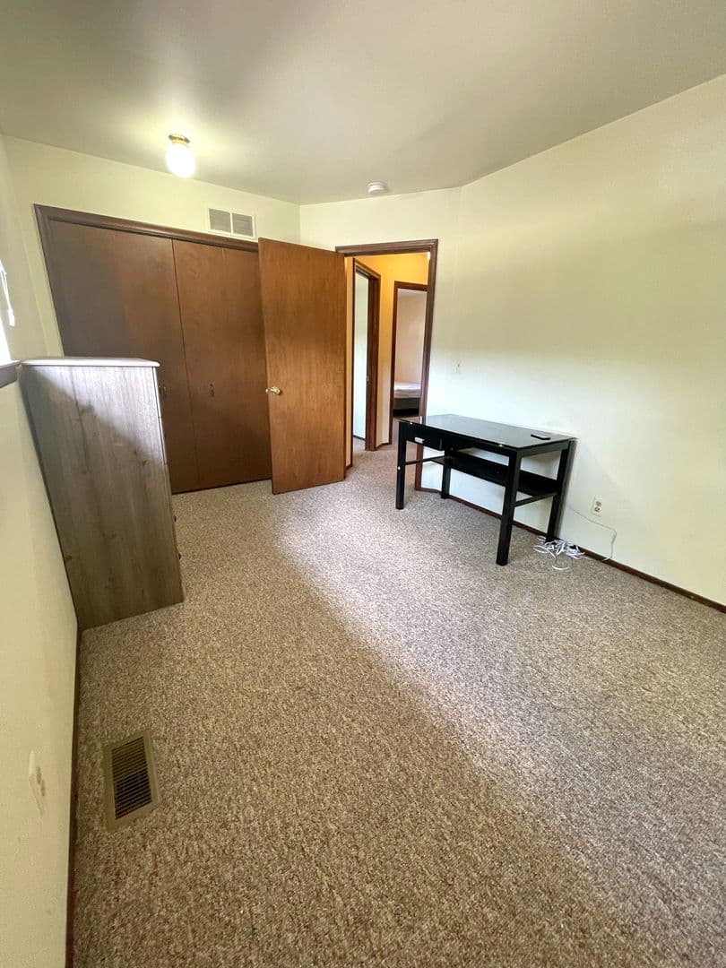 Ann Arbor Apartment: 1425/1427 S. State St.