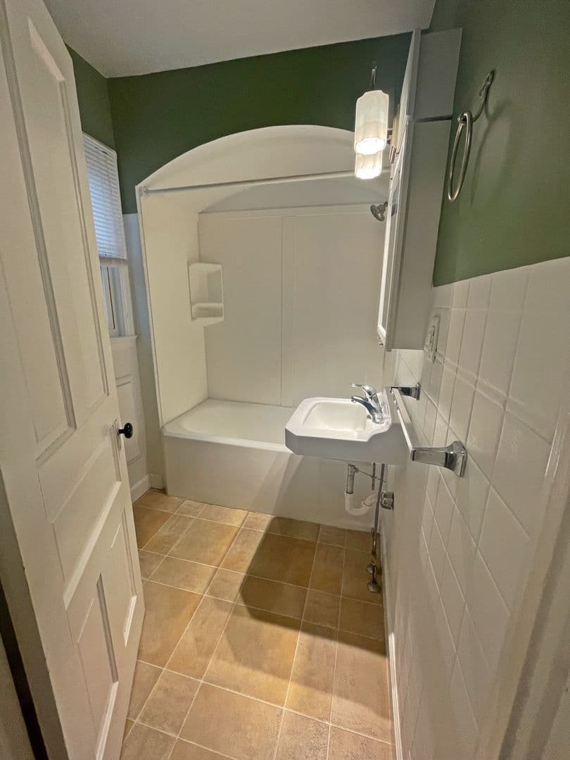 Ann Arbor Apartment: 215/217 N. Ashley St