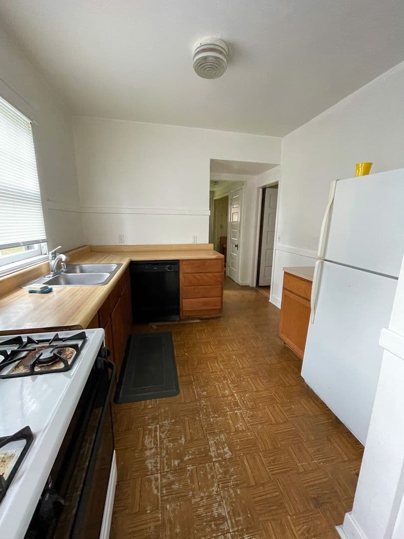 Ann Arbor Apartment: 1011 Vaughn St.