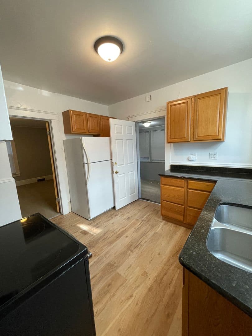 Ann Arbor House: 406 East Jefferson St