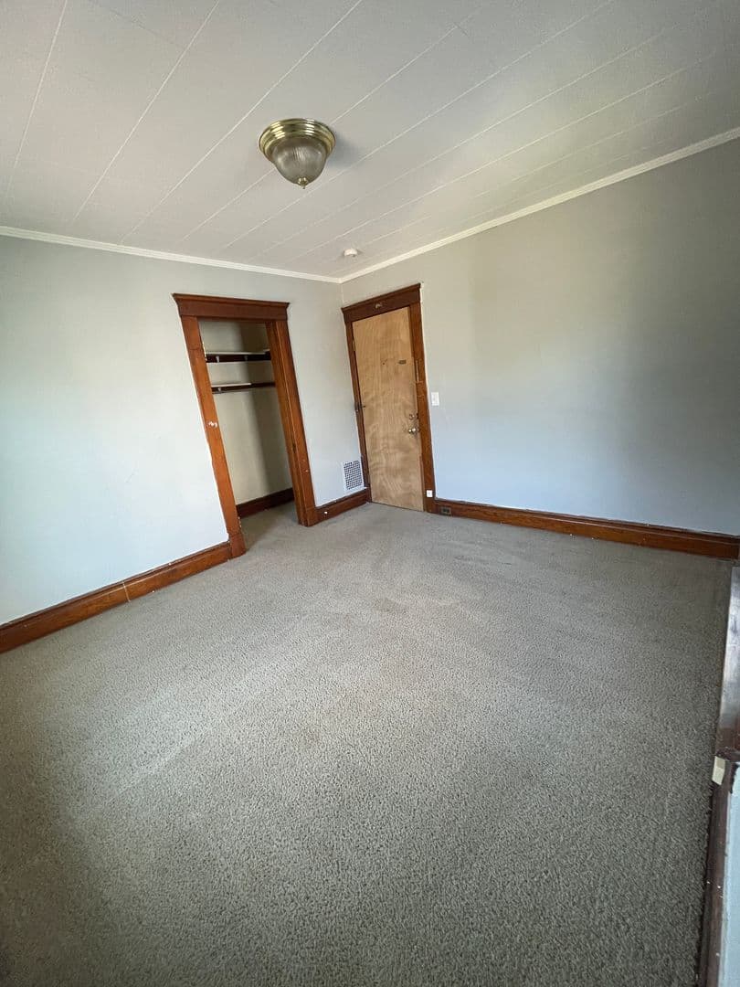 Ann Arbor House: 406 East Jefferson St