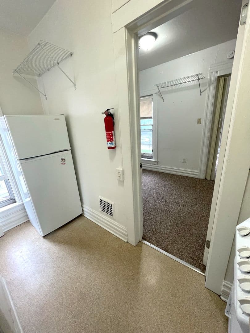 Ypsilanti Apartment: 418 Emmet St