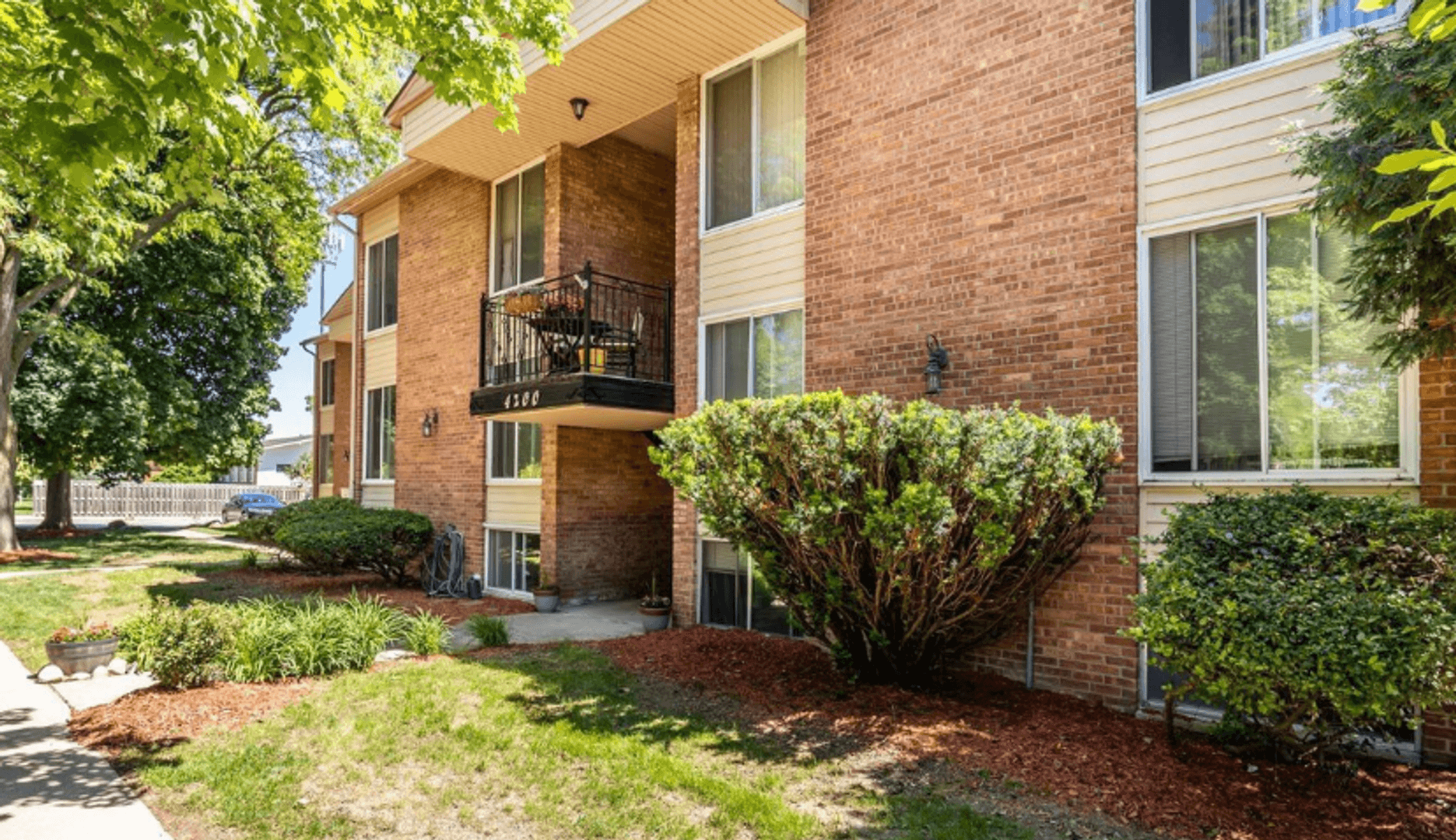 Ann Arbor Condo: 4206 Packard St. #2