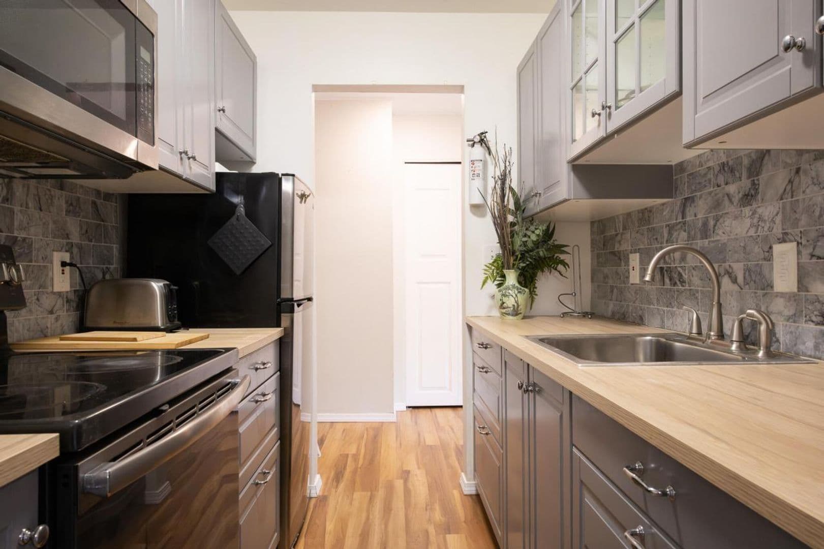 Ypsilanti Condo: 207 Ballard St. #302