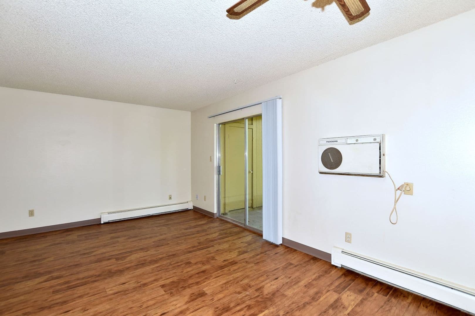 Ft Collins Apartment: 1200/20 E. Stuart / 1701/09/17 Welch