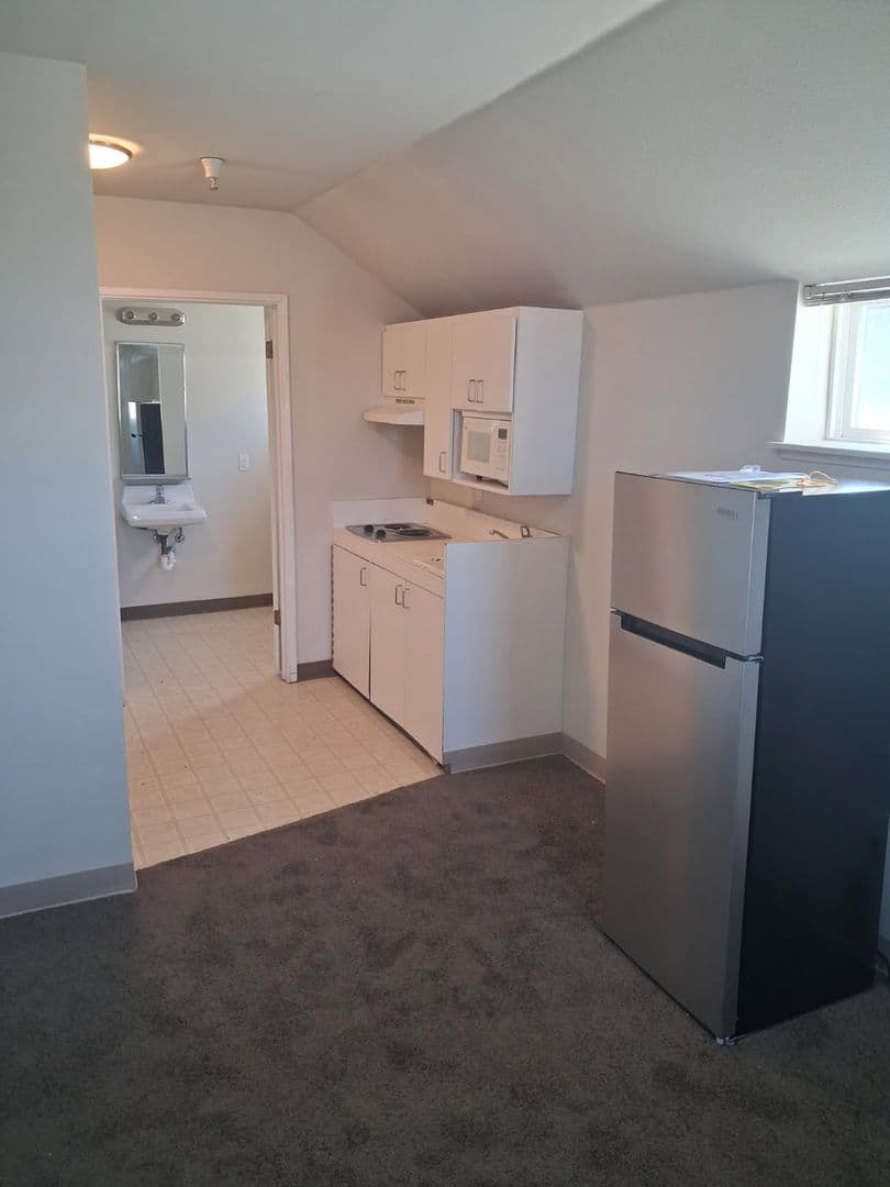 Watsonville Apartment: 508 Main St