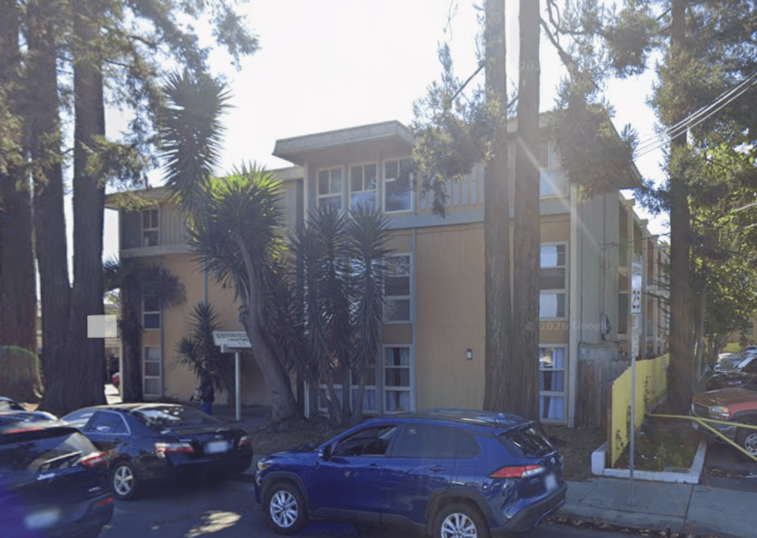 Watsonville Apartment: 615 Blackburn St.