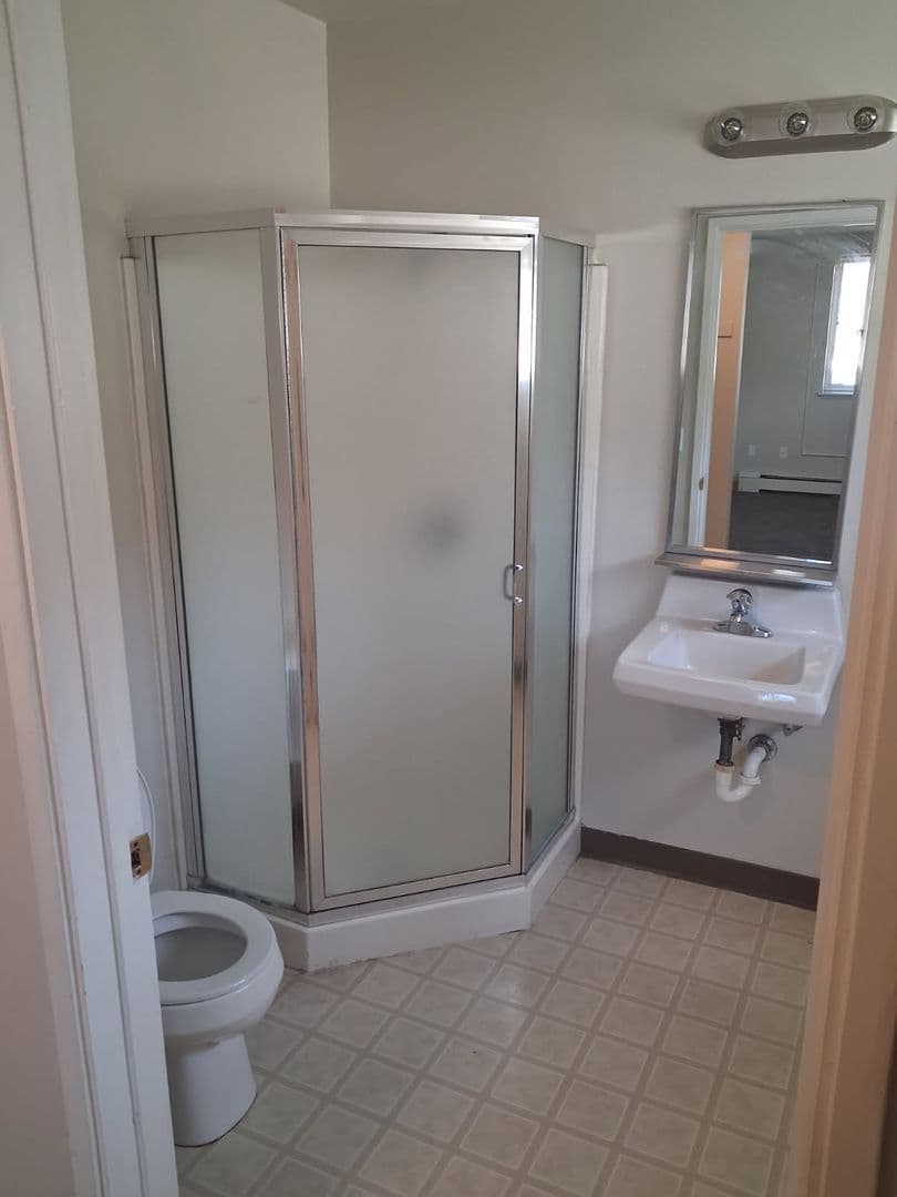 Watsonville Apartment: 508 Main St