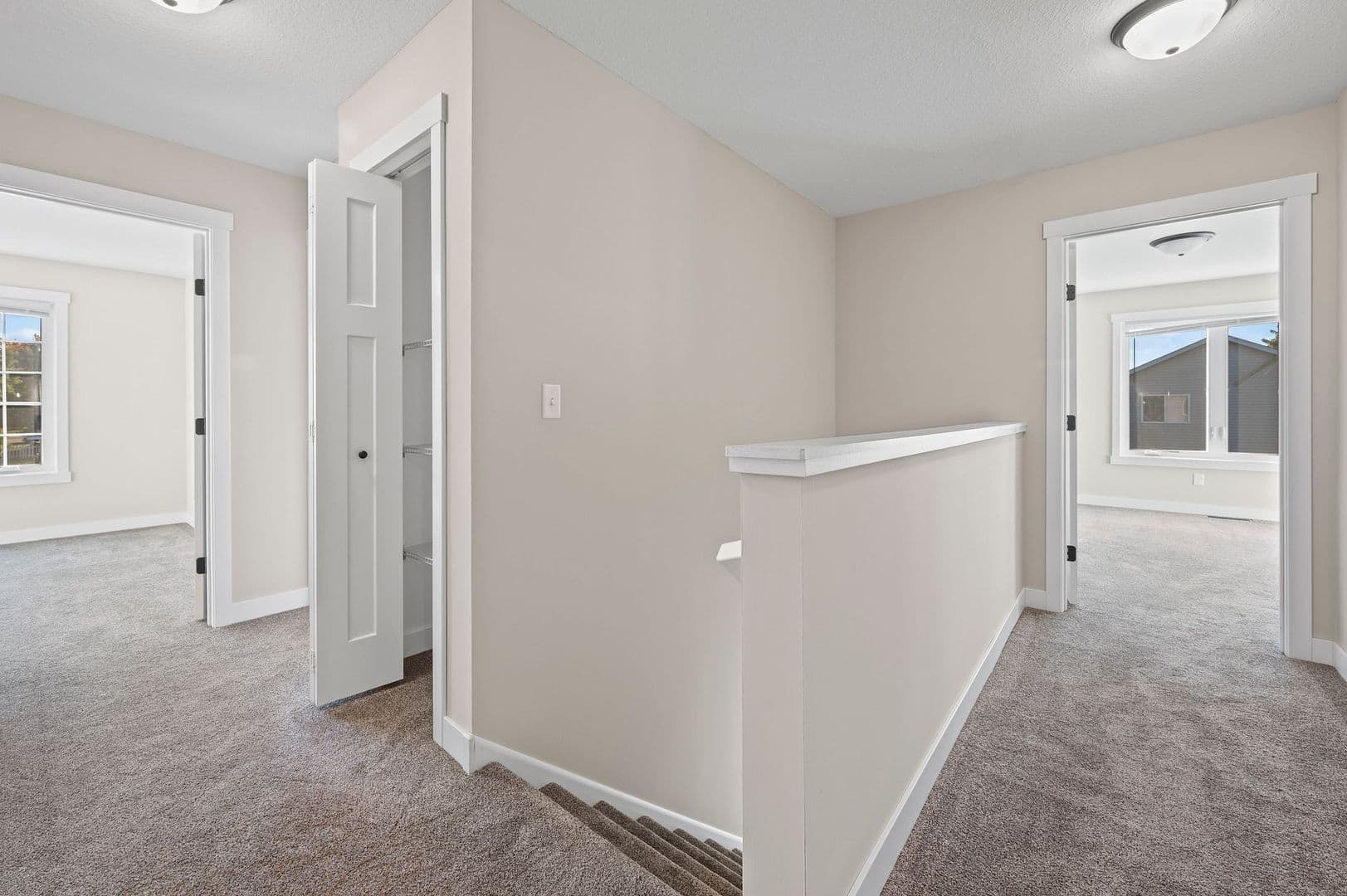 Somerset Townhome: 521 Meadow Lane