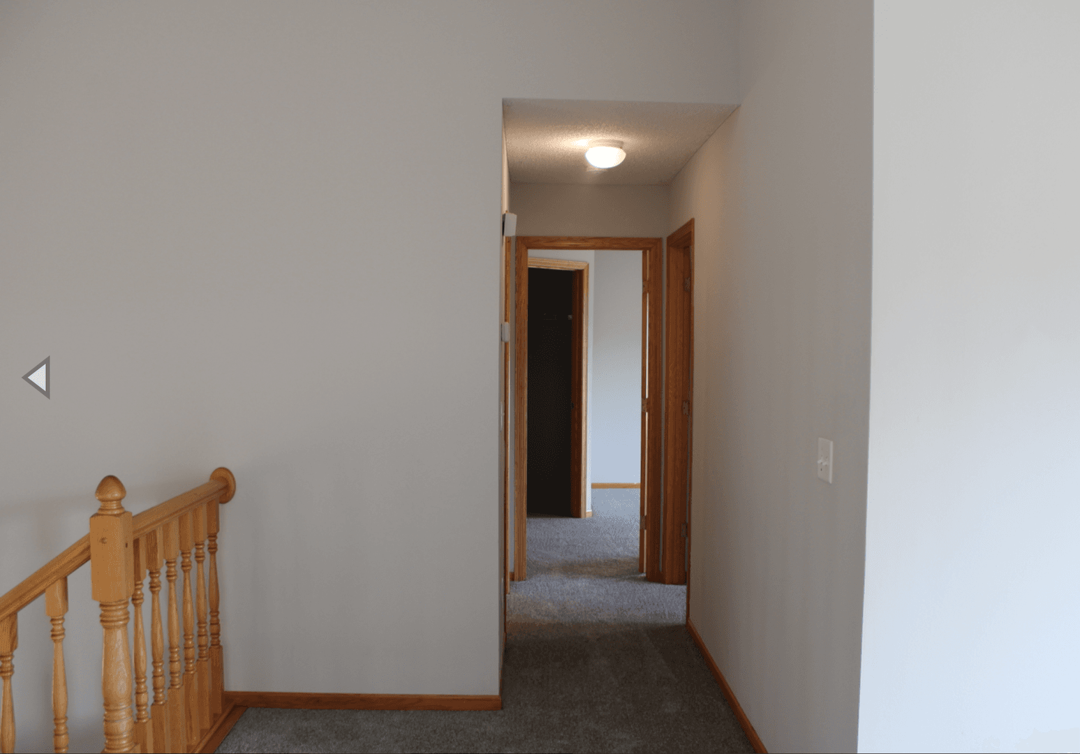 Somerset Townhome: 451 Meadow Lane