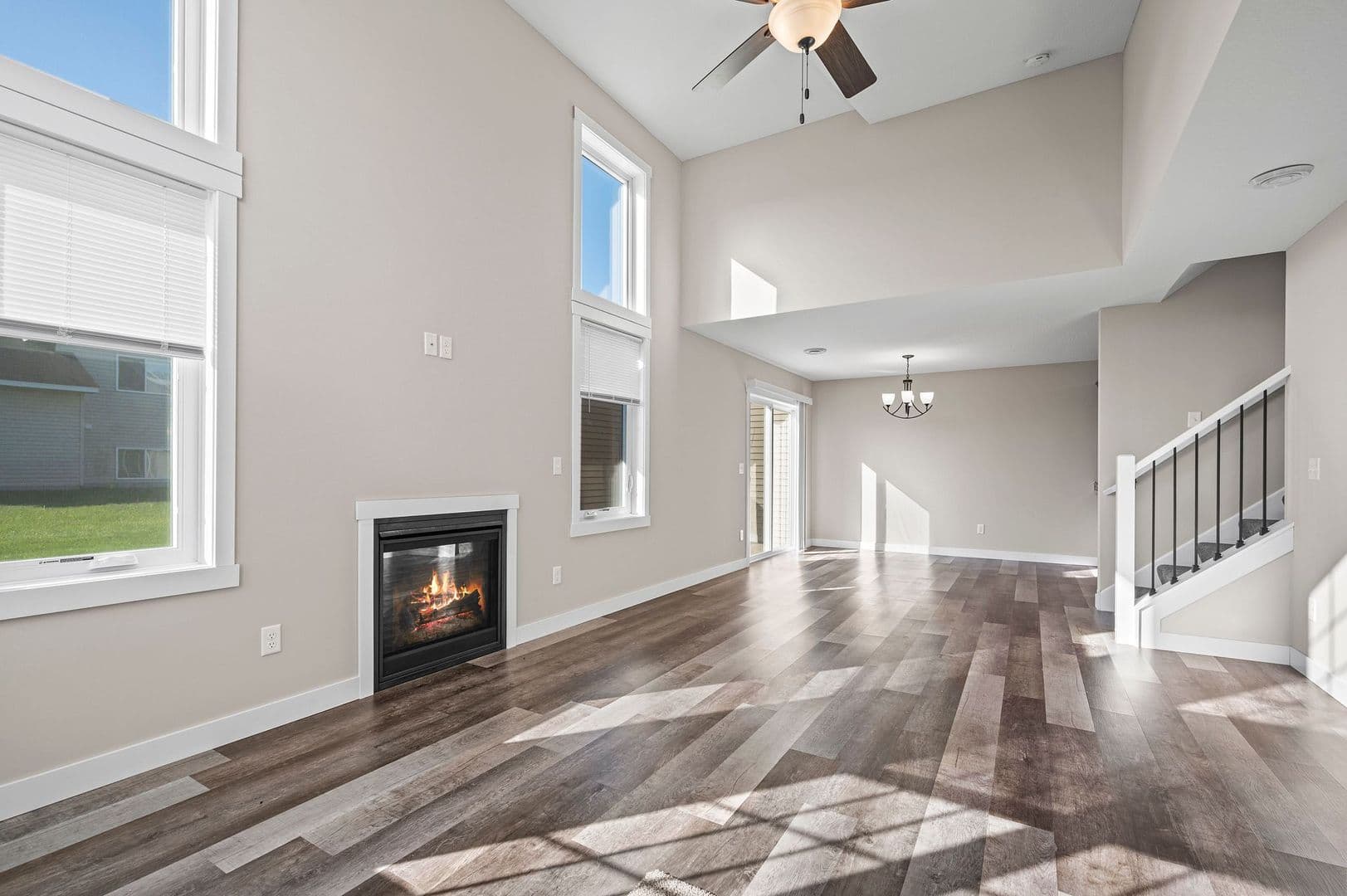 Somerset Townhome: 521 Meadow Lane