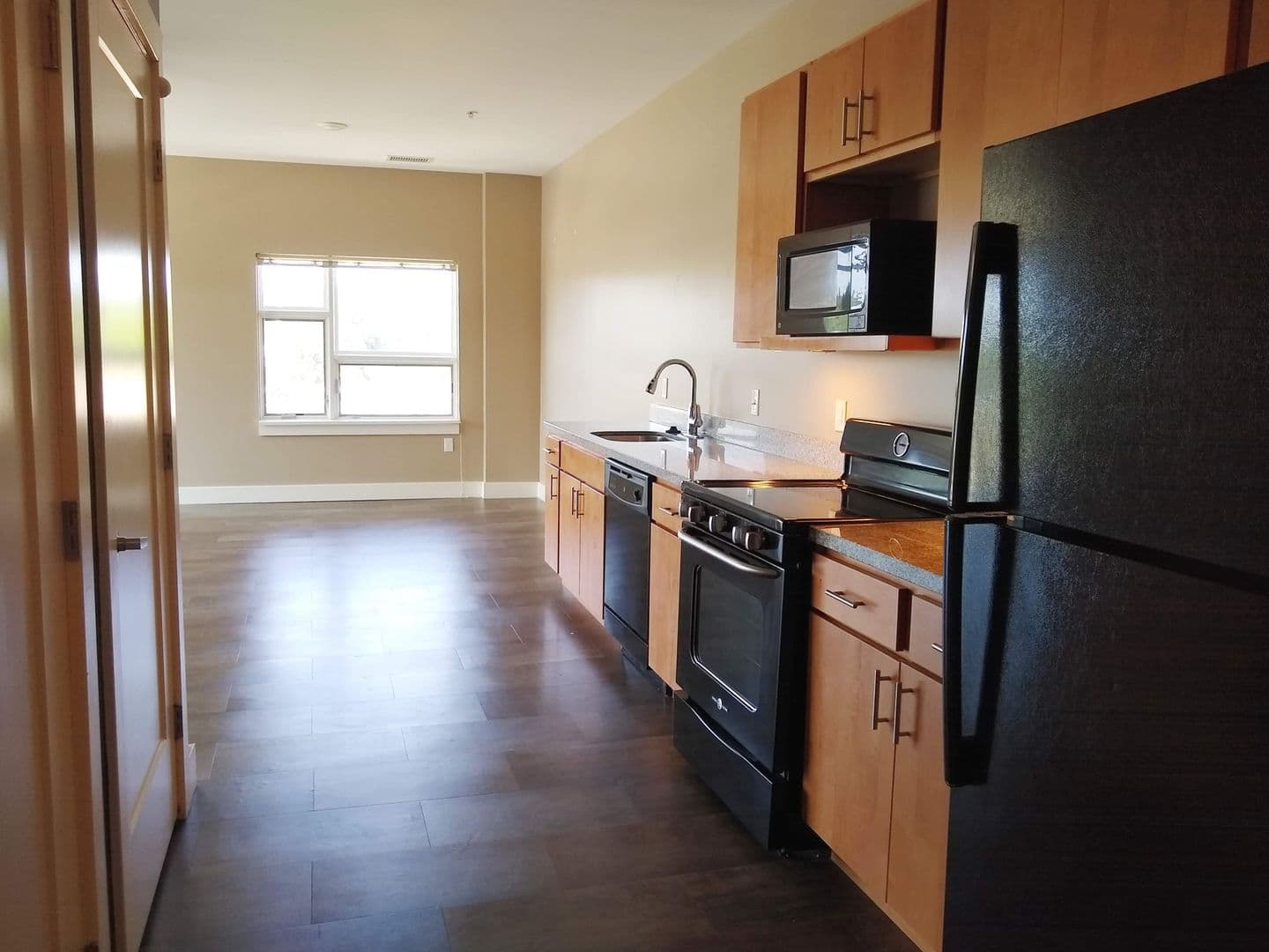 Bloomington Apartment: 526 N Morton St