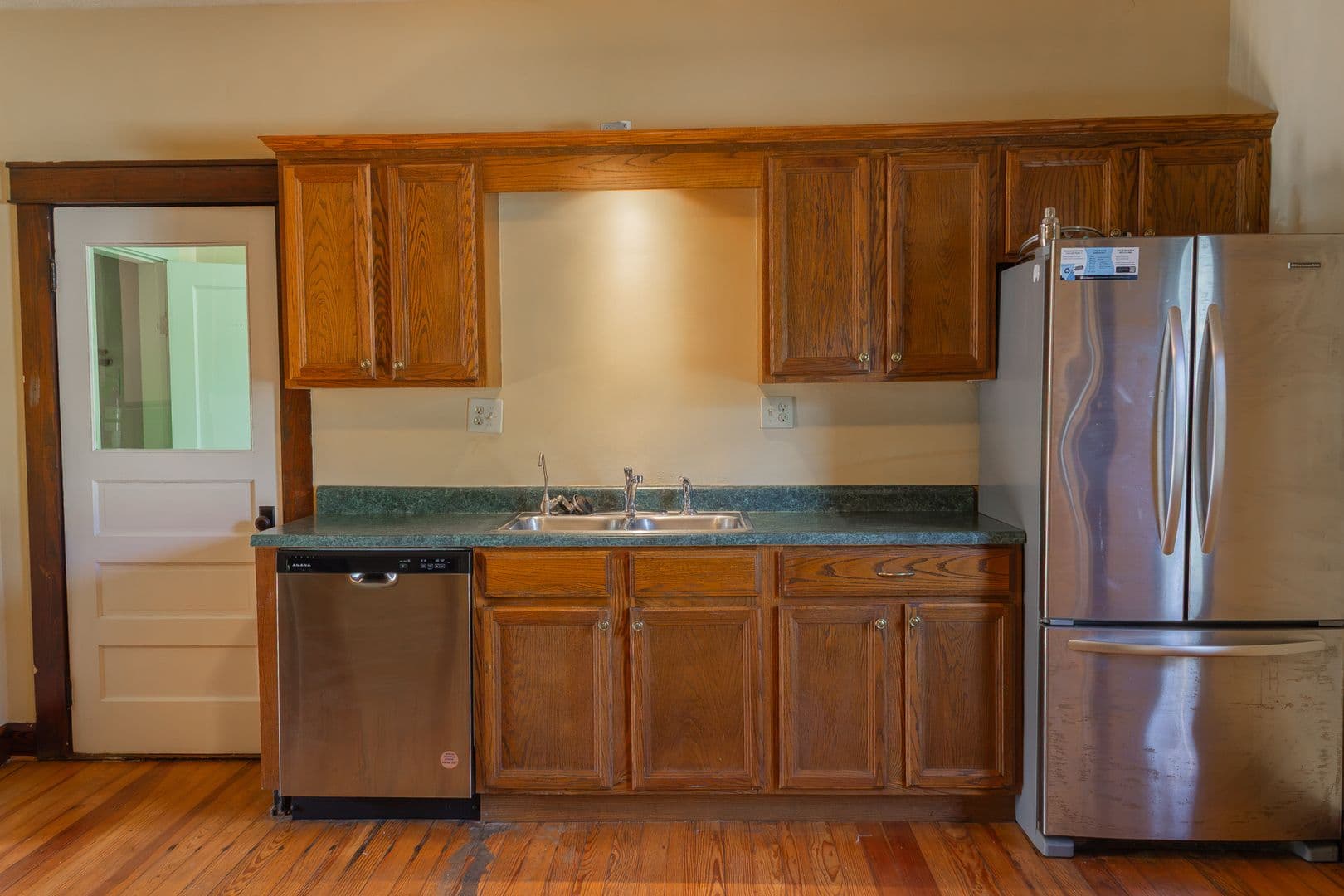 Bloomington Apartment: 817 W 11th Street