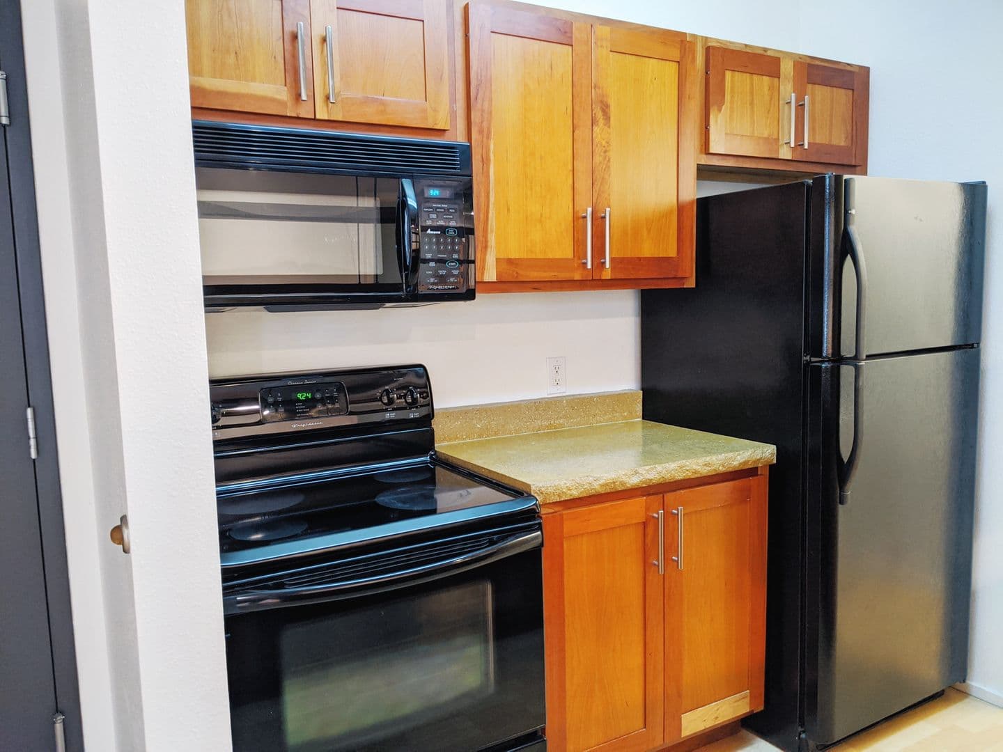 Bloomington Apartment: 212 N Morton St
