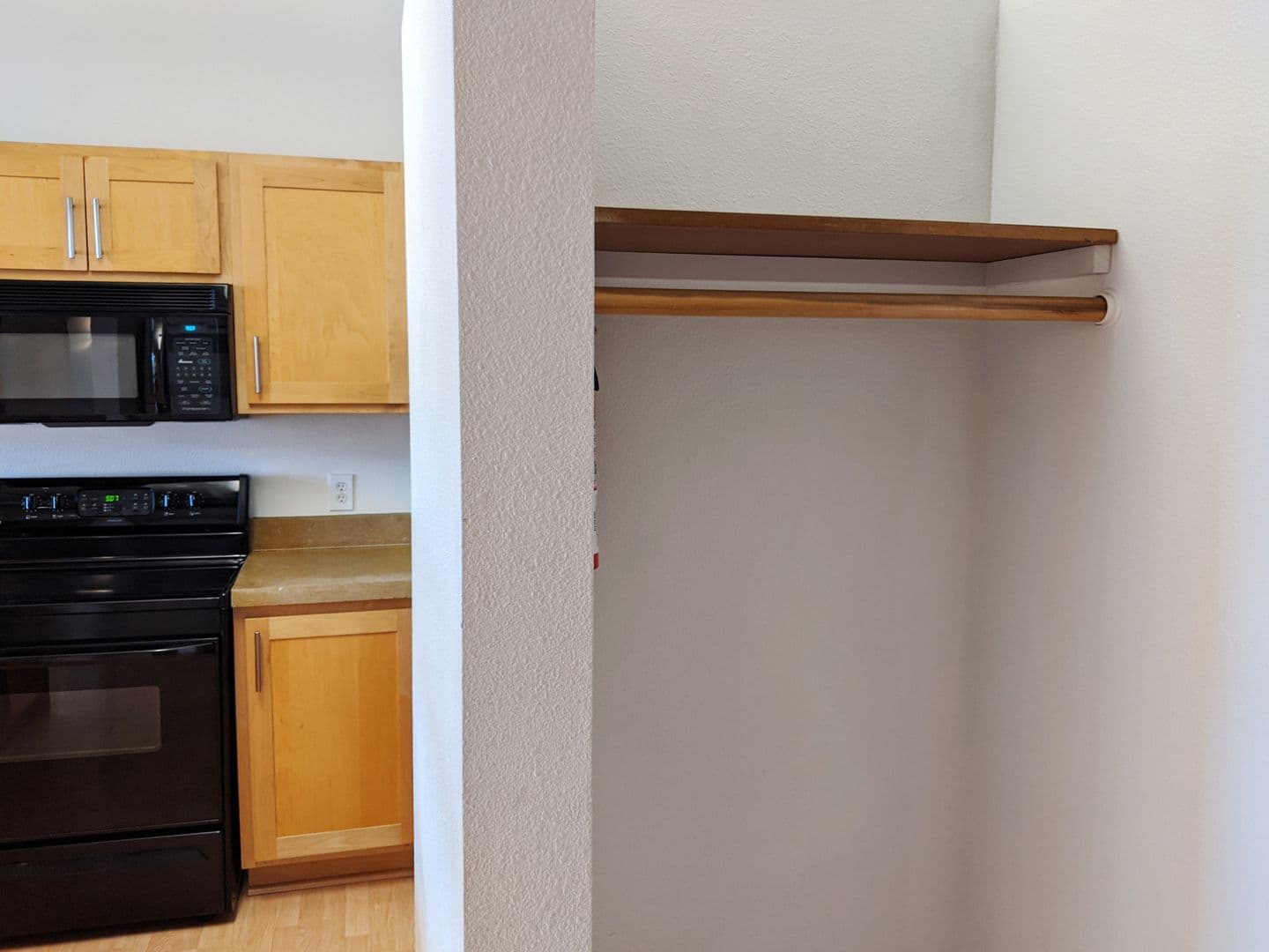 Bloomington Apartment: 212 N Morton St