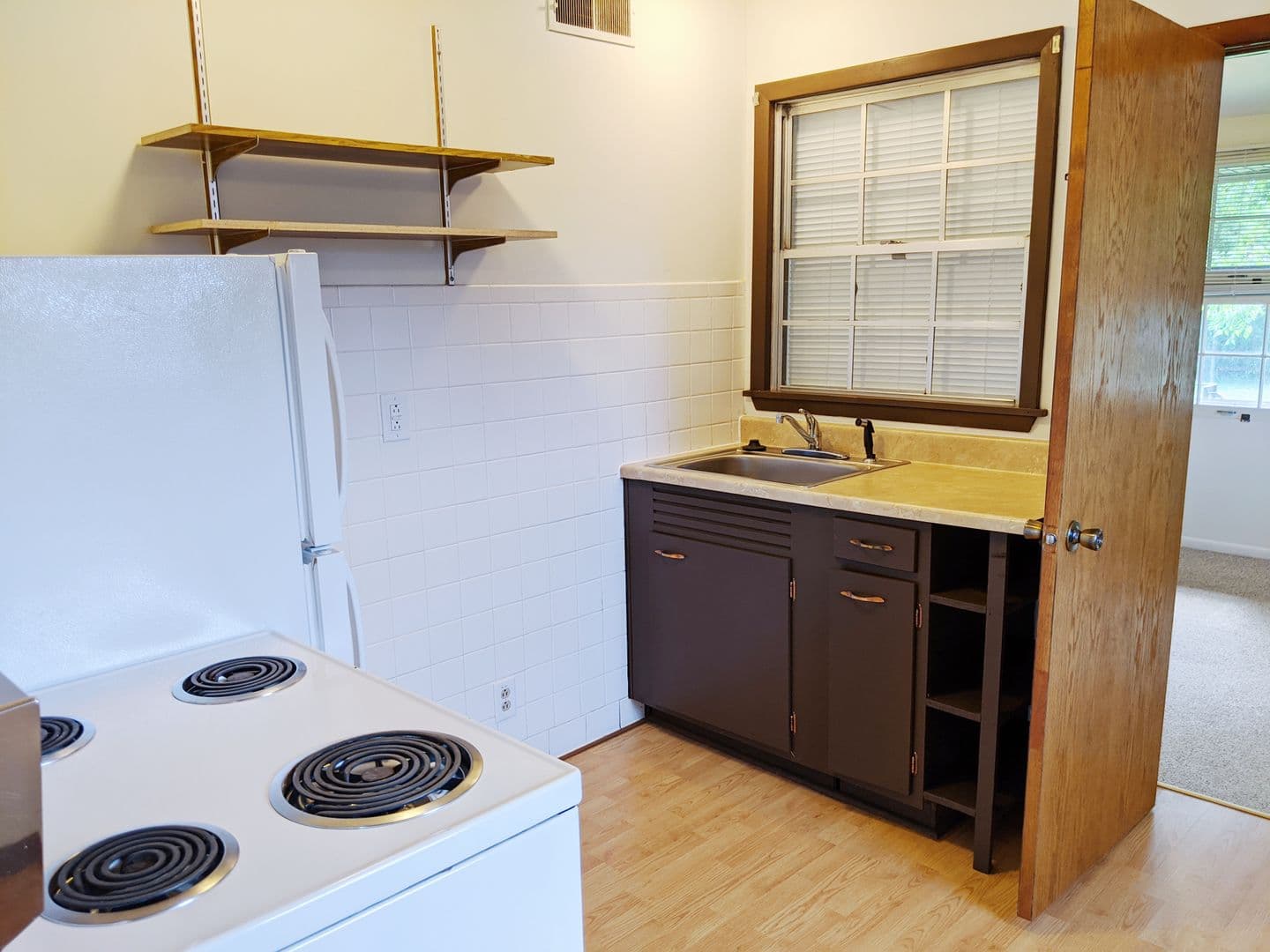 Bloomington Apartment: 127 S Clark St