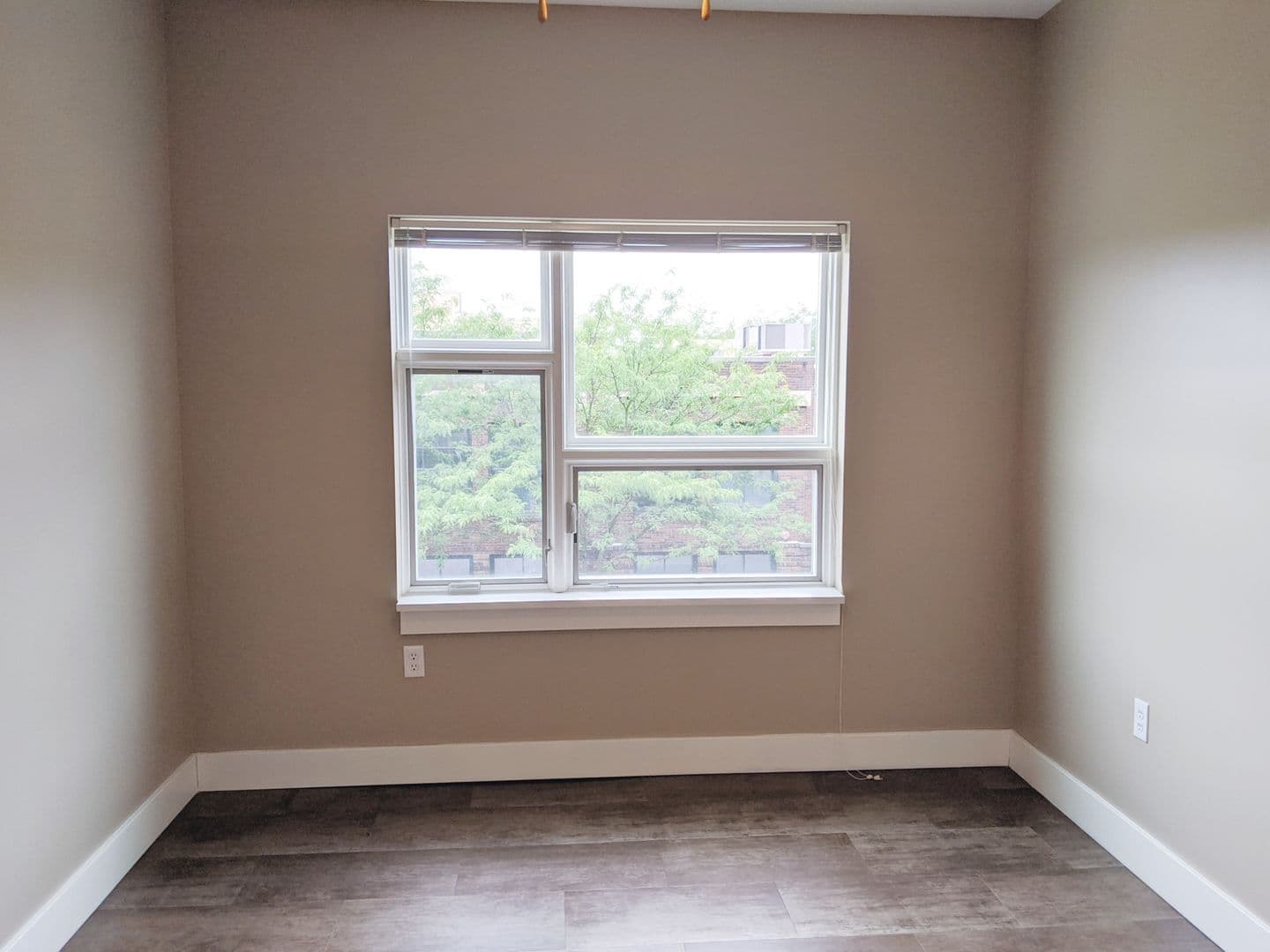 Bloomington Apartment: 526 N Morton St