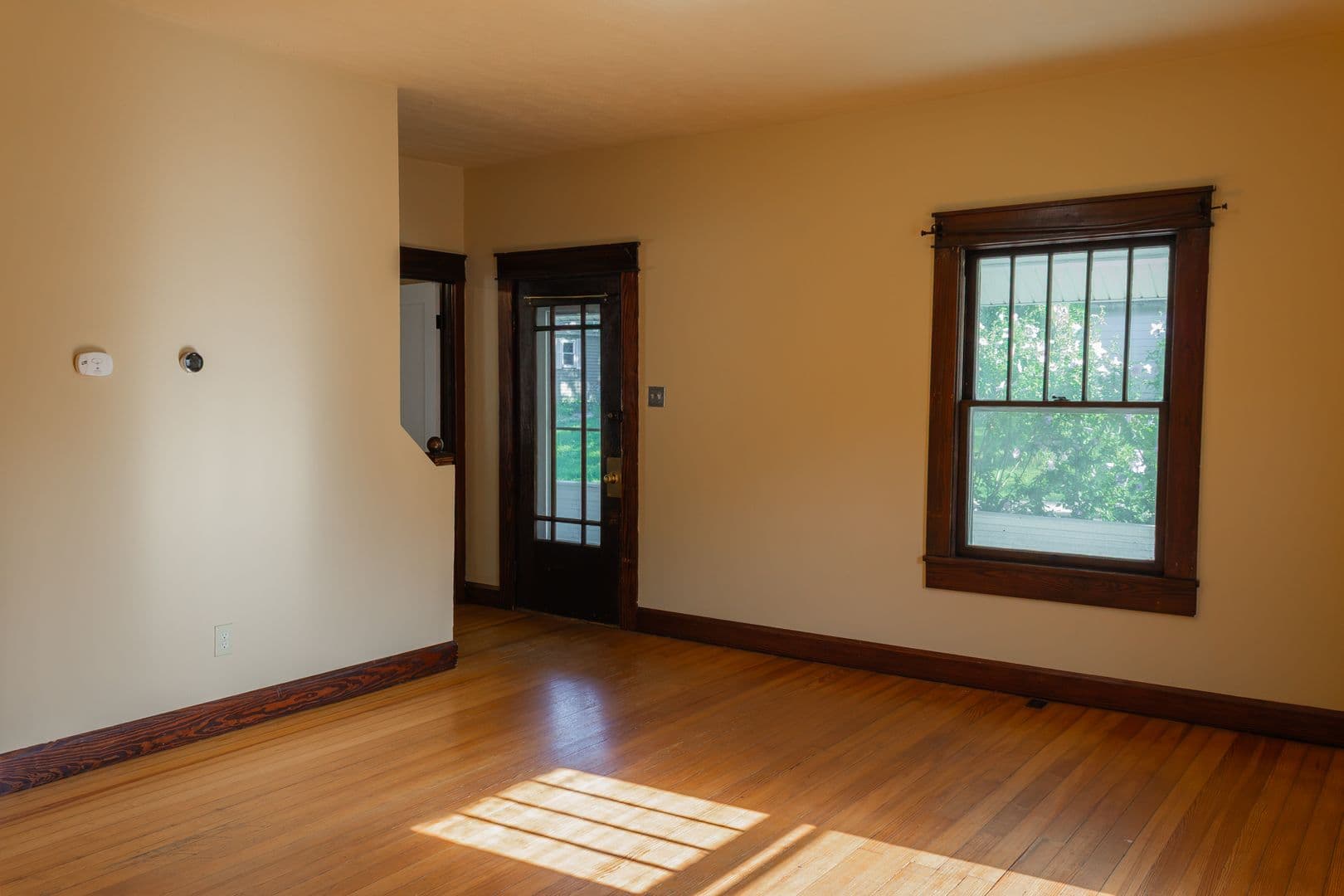 Bloomington Apartment: 817 W 11th Street