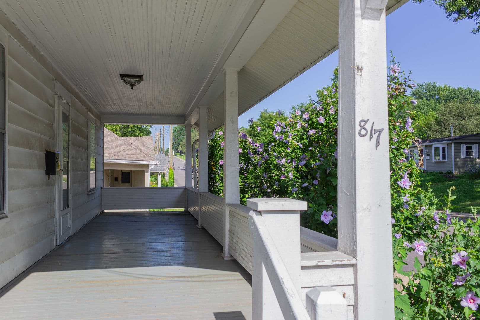 Bloomington Apartment: 817 W 11th Street