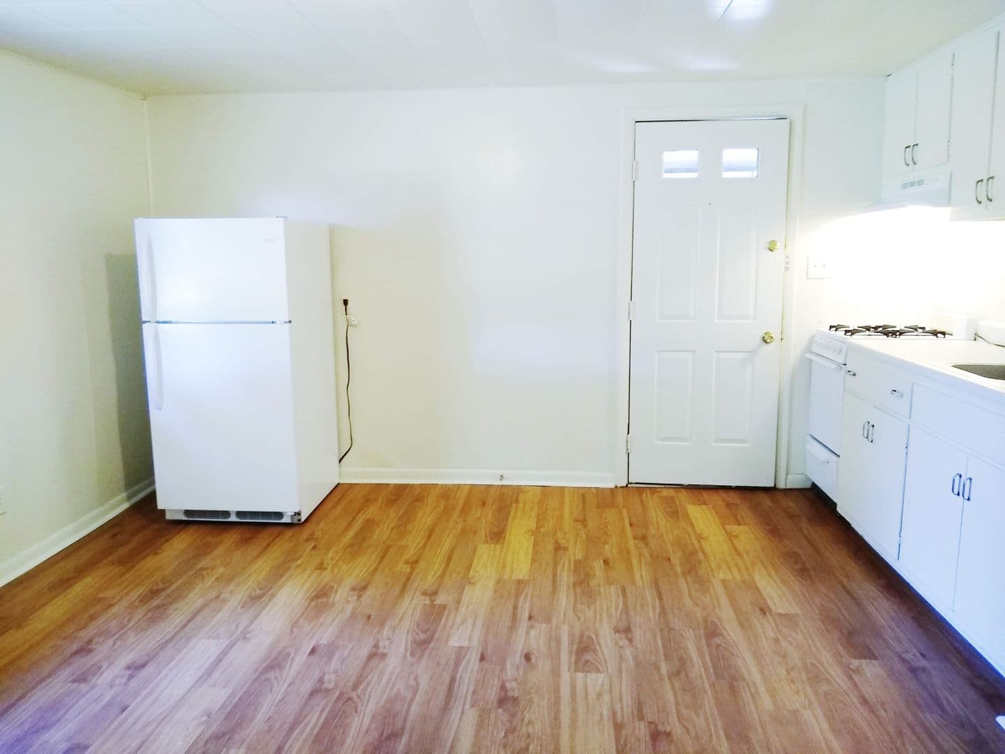 Bloomington Apartment: 1405 S Rogers St