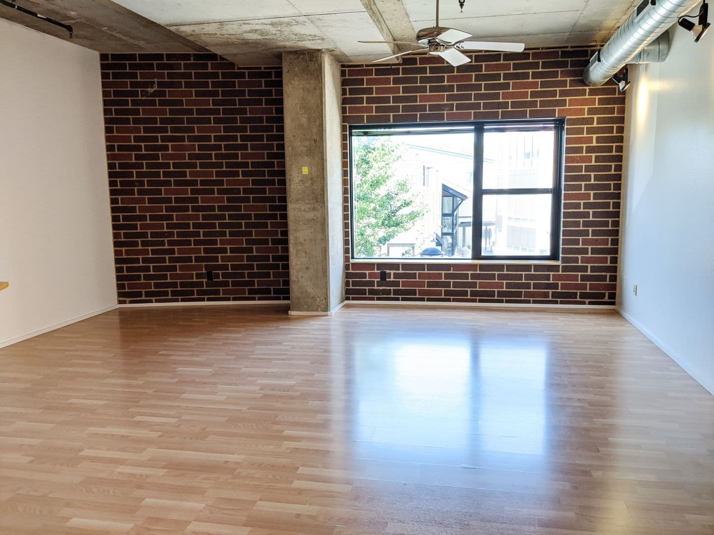 Bloomington Apartment: 212 N Morton St