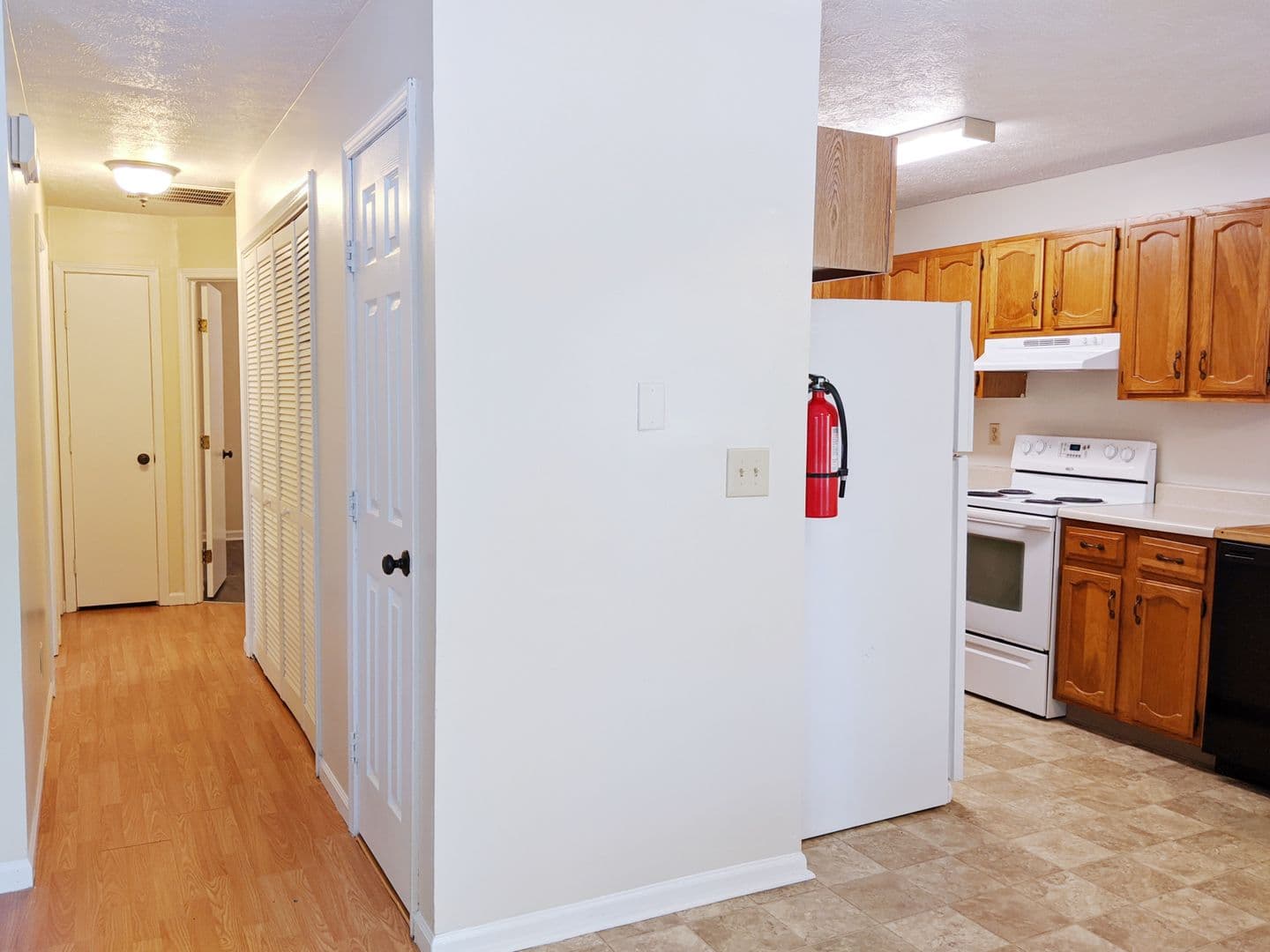 Bloomington Apartment: 719-721 W 15th St