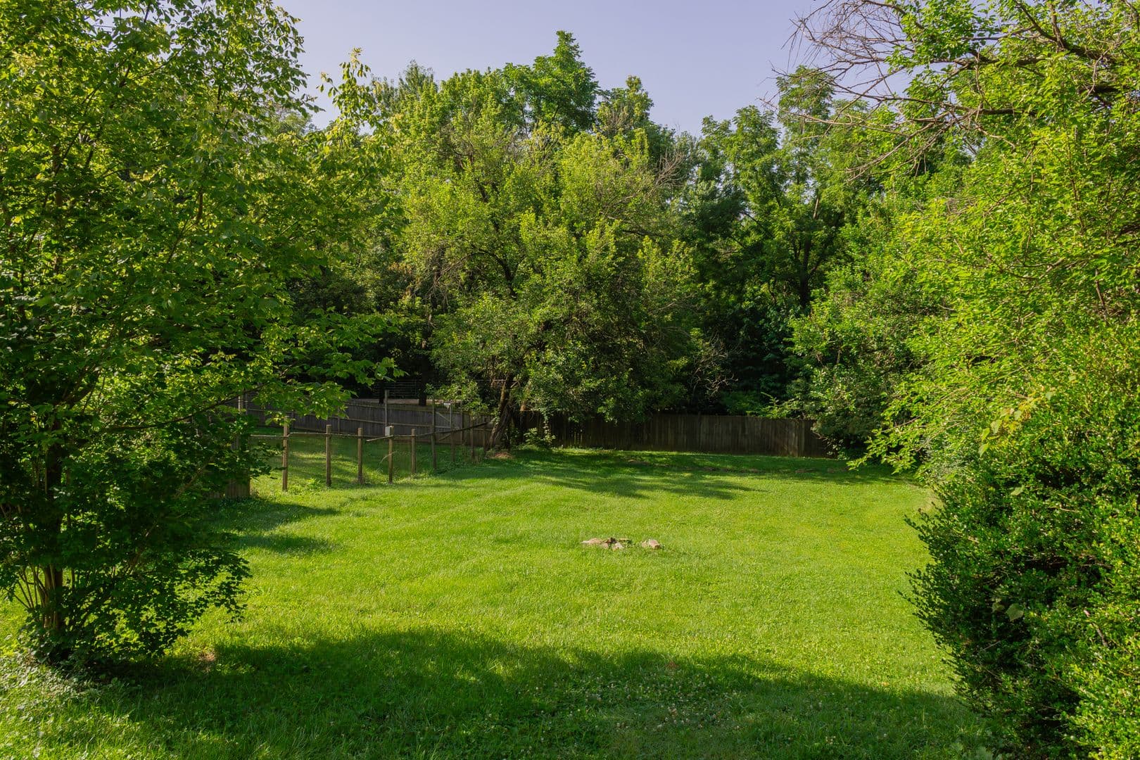 Bloomington Apartment: 817 W 11th Street