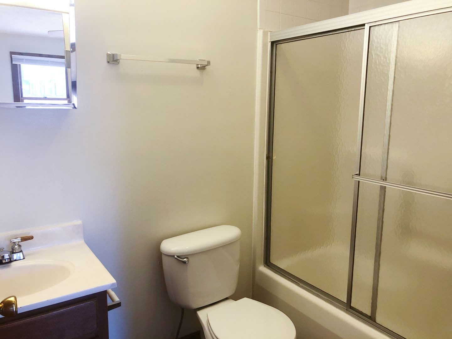 Bloomington Apartment: 405 - 421 E 20th St