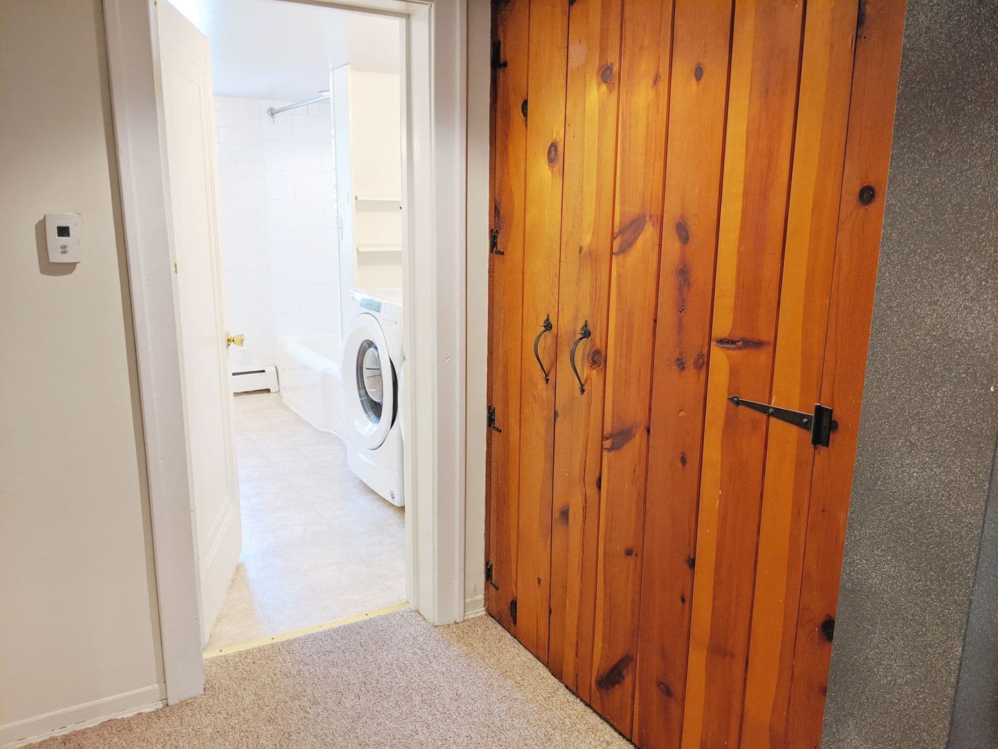 Bloomington Apartment: 127 S Clark St