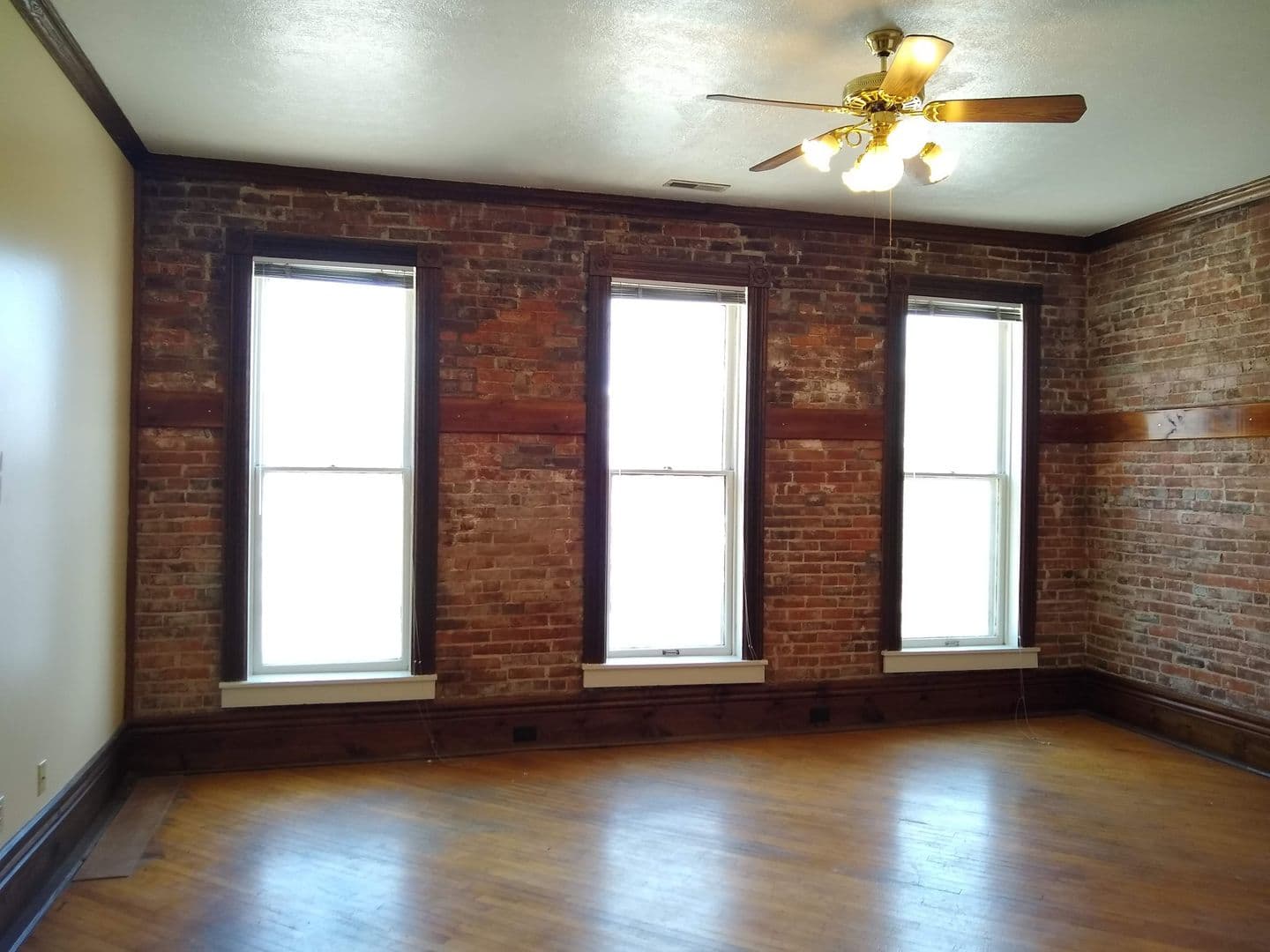 Bloomington Apartment: 112.5 S College Ave