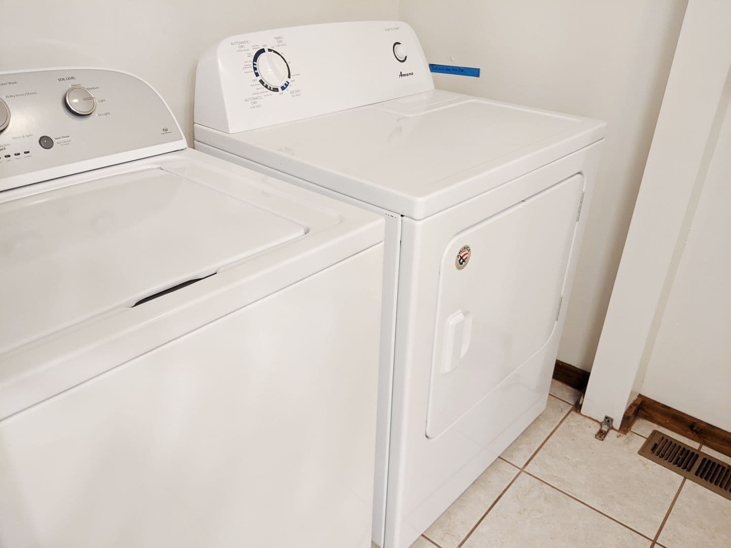 Bloomington Apartment: 405 - 421 E 20th St