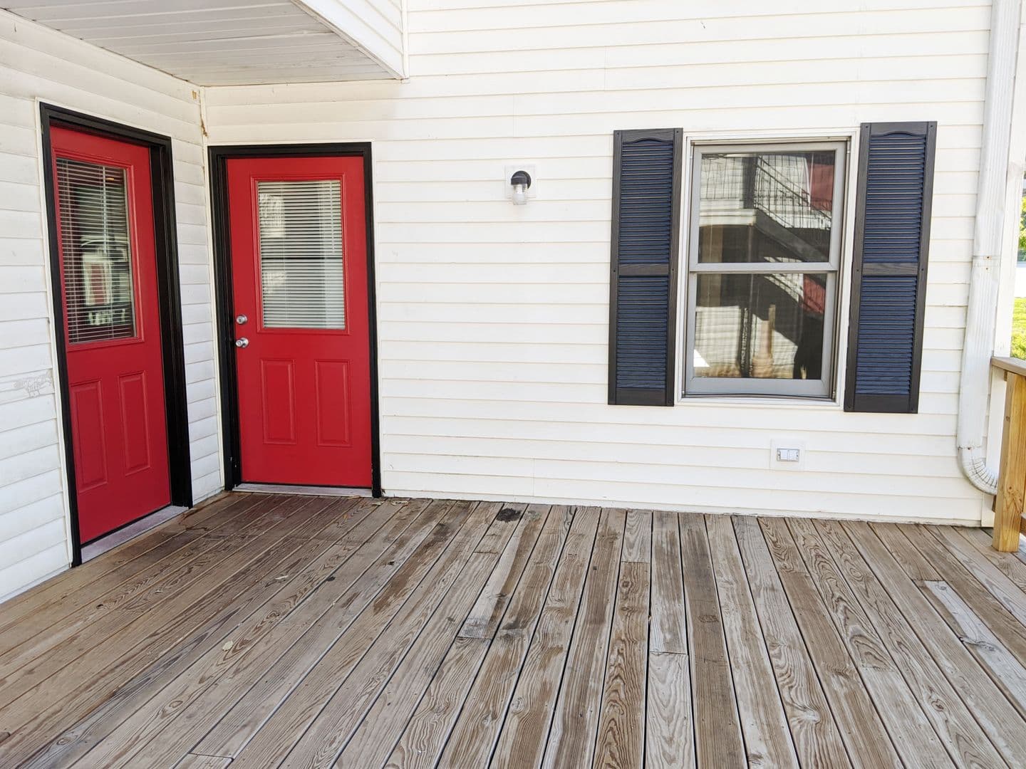Bloomington Apartment: 405 - 421 E 20th St