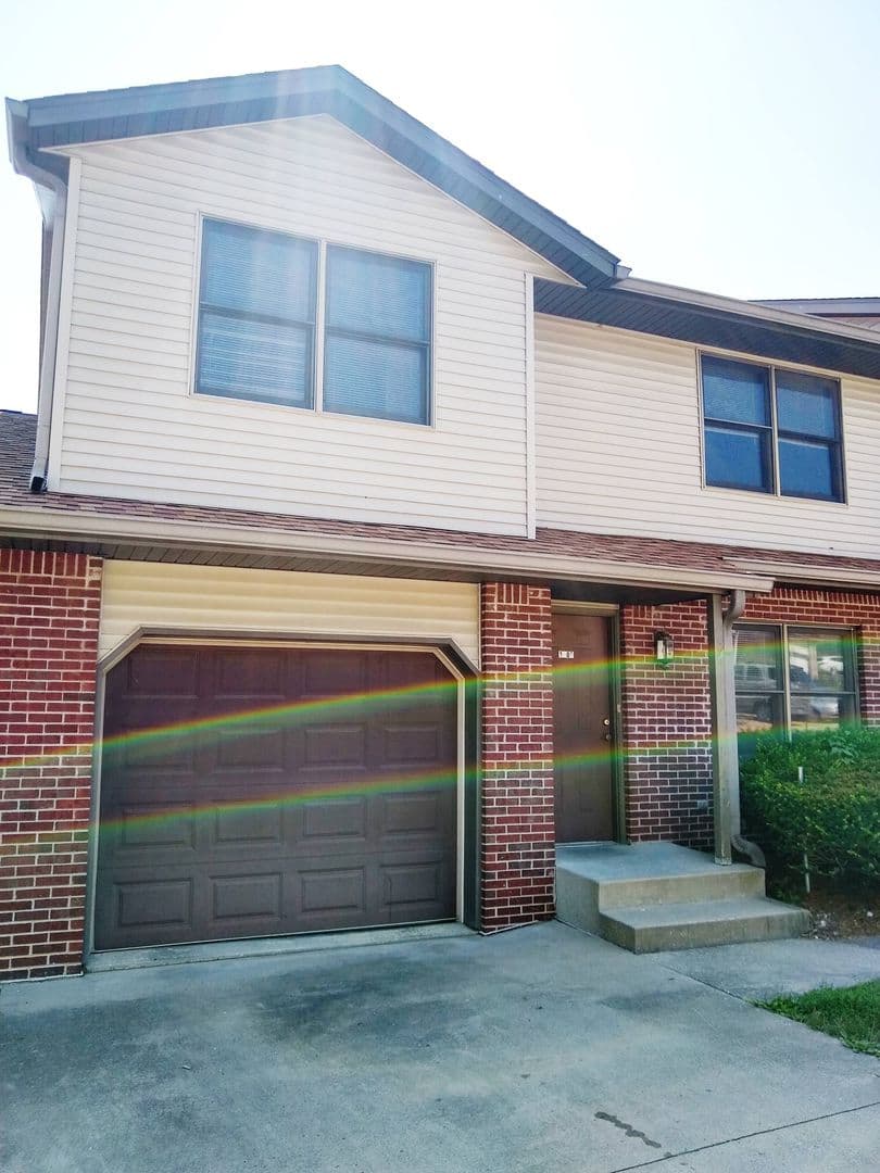 Bloomington Apartment: 1403-1409 W Allen St