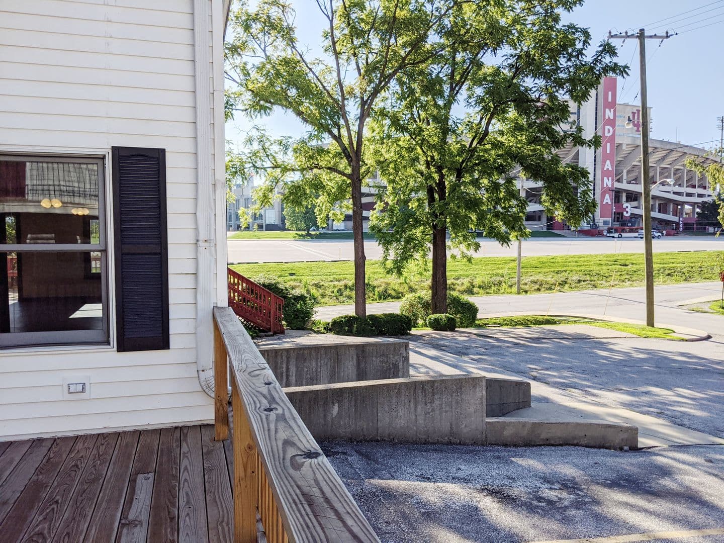 Bloomington Apartment: 405 - 421 E 20th St