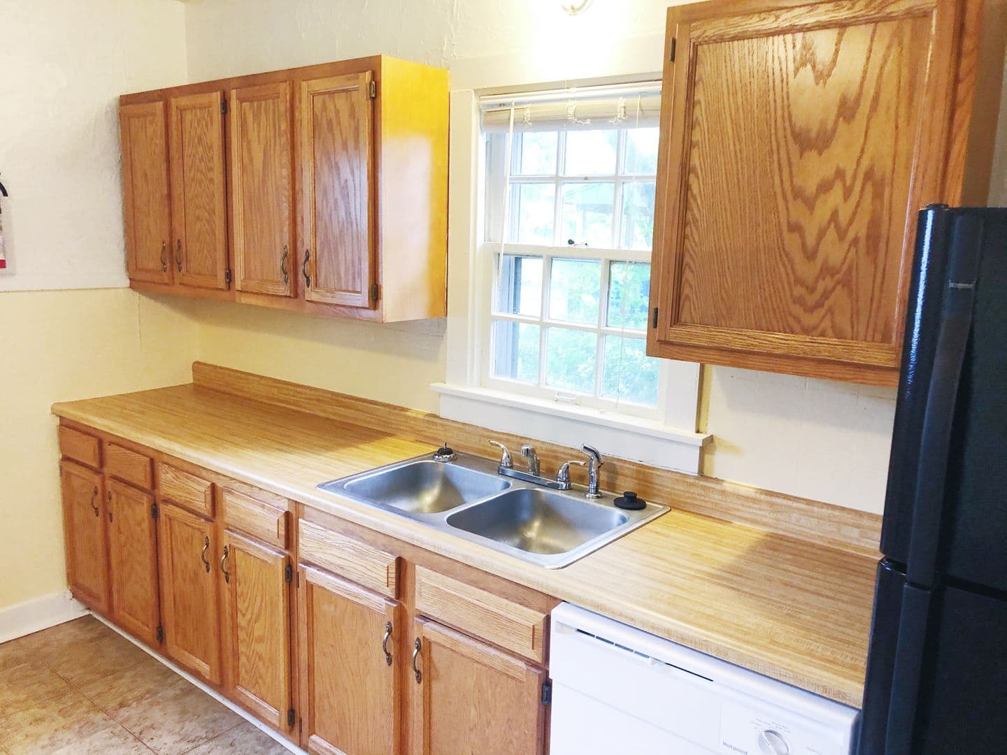 Bloomington Apartment: 323 S Eagleson Ave