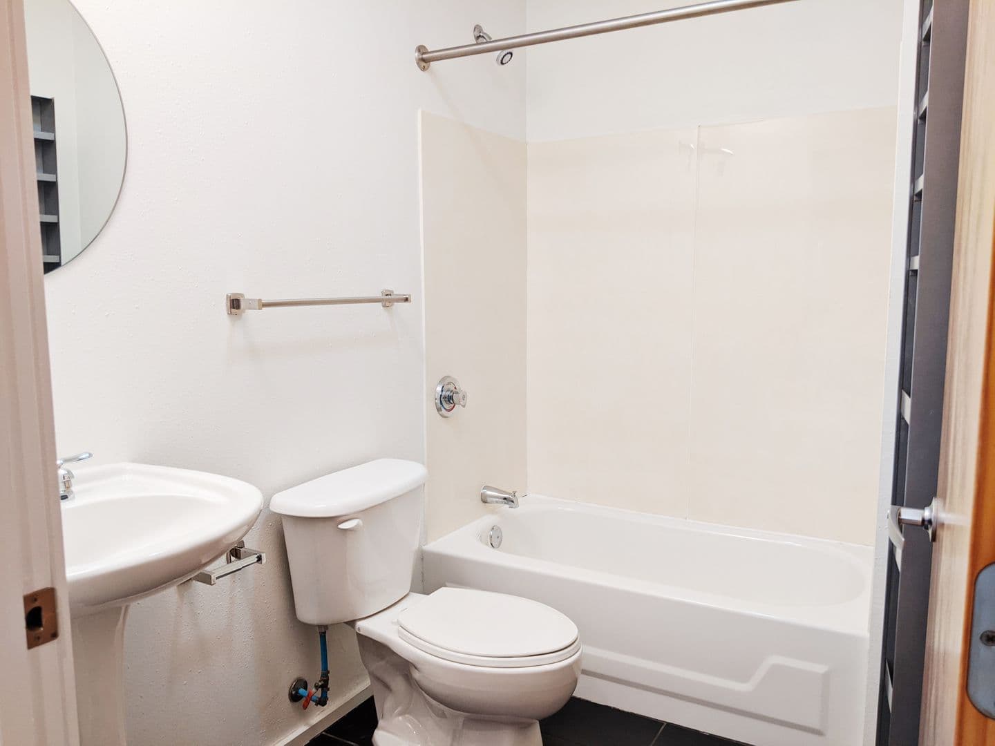 Bloomington Apartment: 212 N Morton St