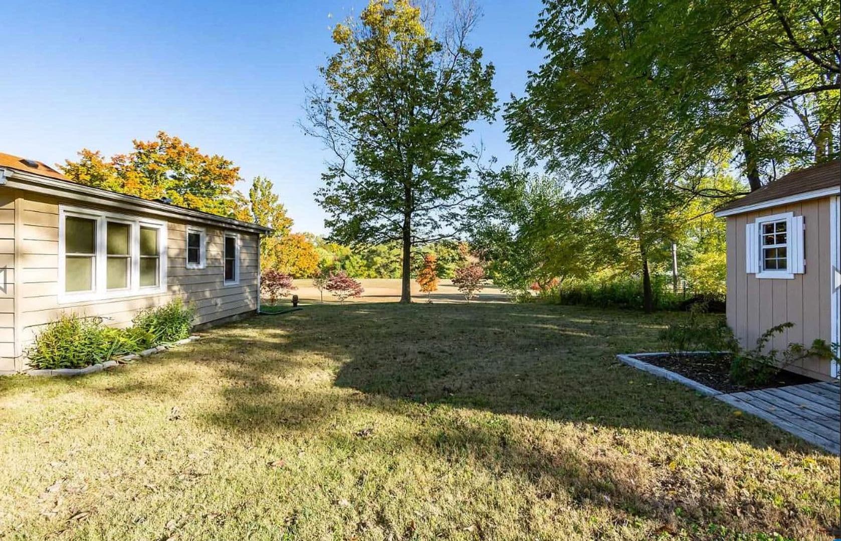 Bloomington Apartment: 1101 S Stull Ave