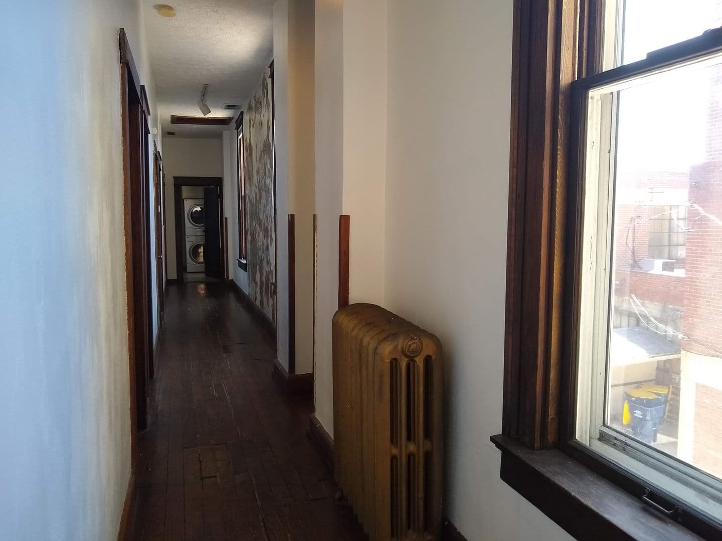 Bloomington Apartment: 112.5 S College Ave