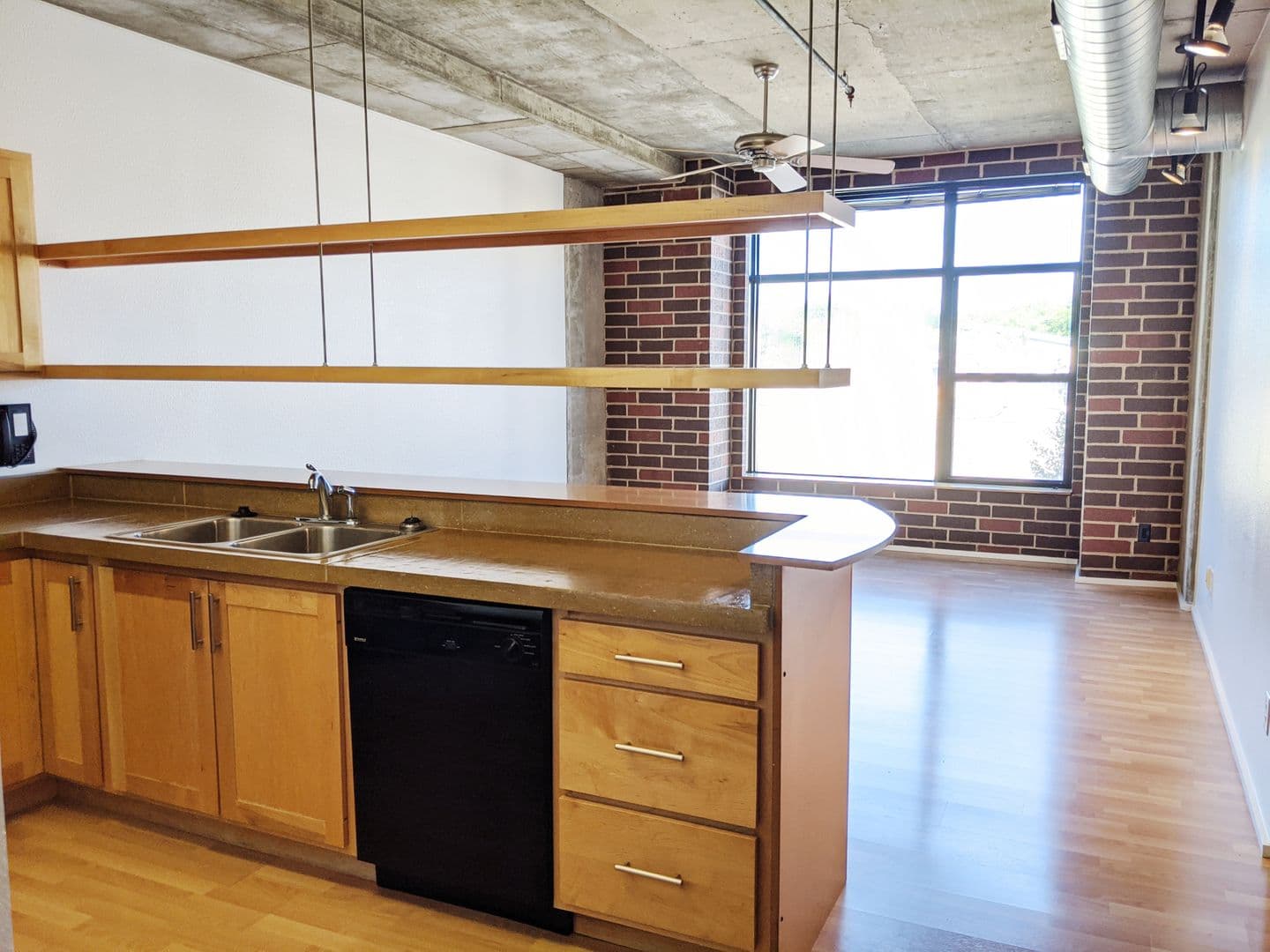 Bloomington Apartment: 212 N Morton St